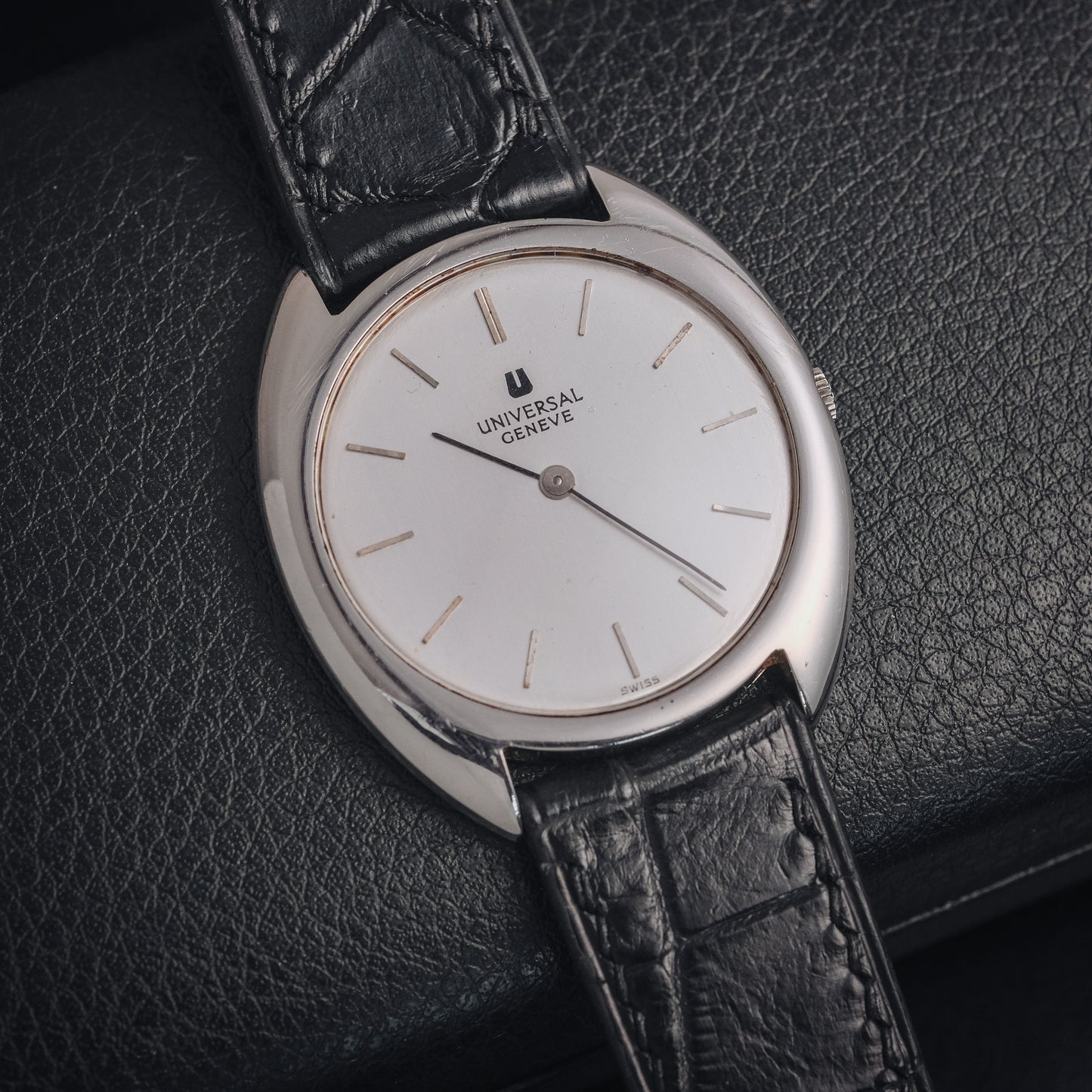 UNIVERSAL GENÈVE REF. 842111