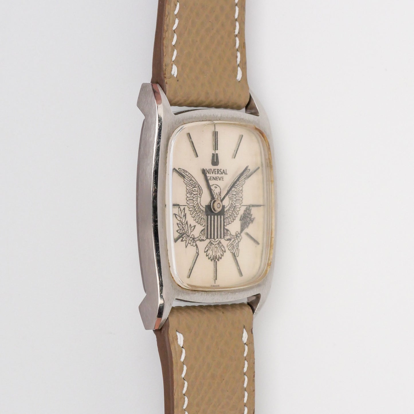UNIVERSAL GENÈVE REF. 842114