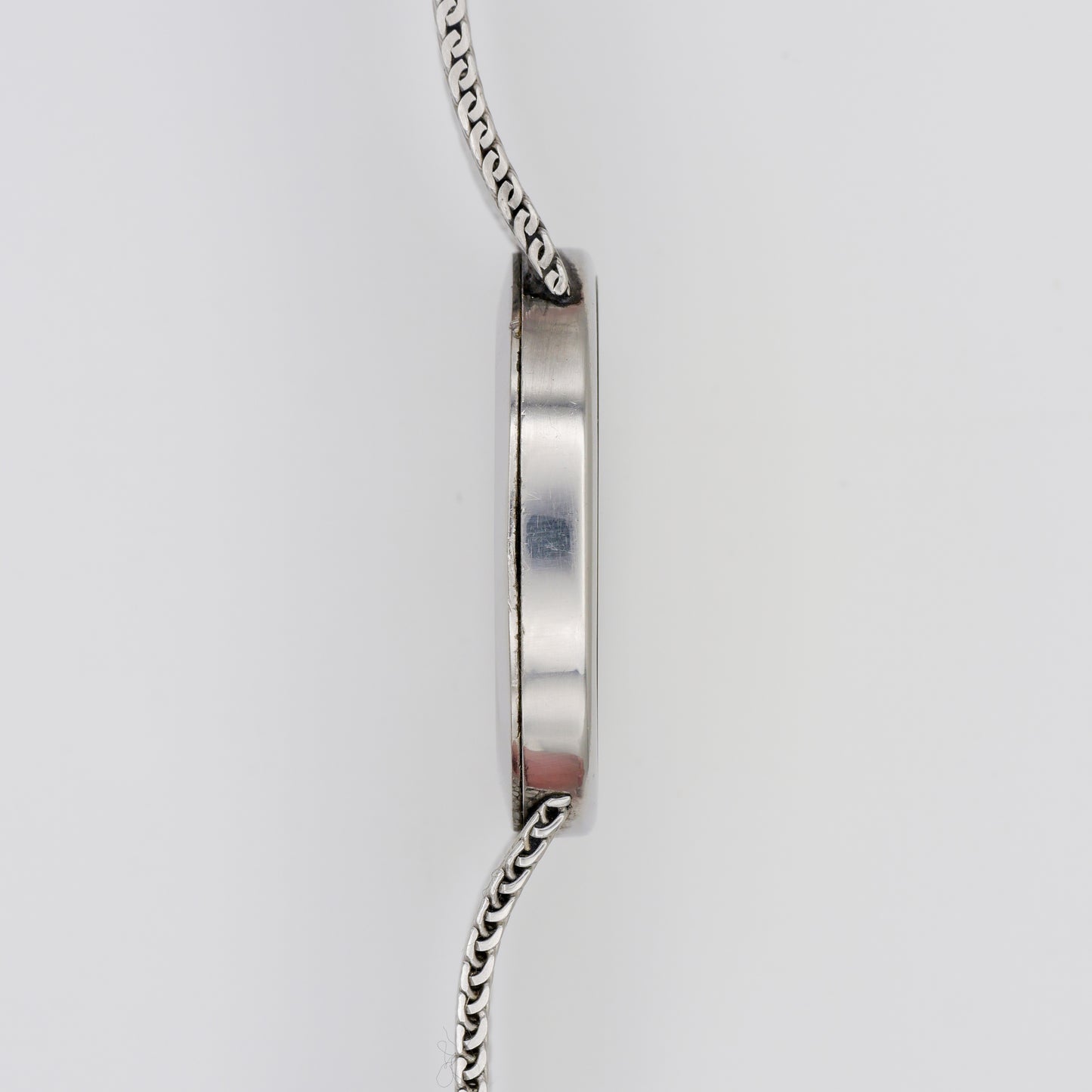 UNIVERSAL GENÈVE WHITE SHADOW AUTOMATIC REF. 866049