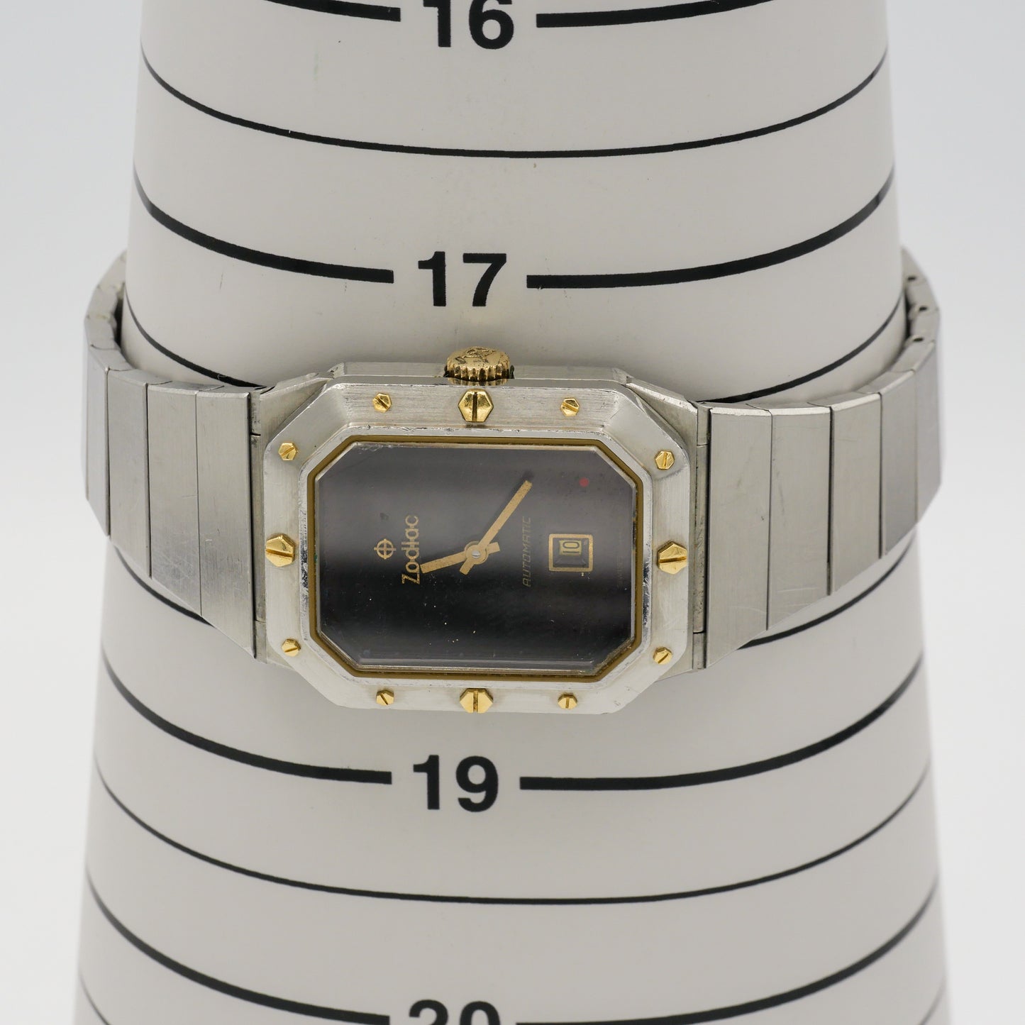 ZODIAC RED DOT AUTOMATIC REF. 342-567-050