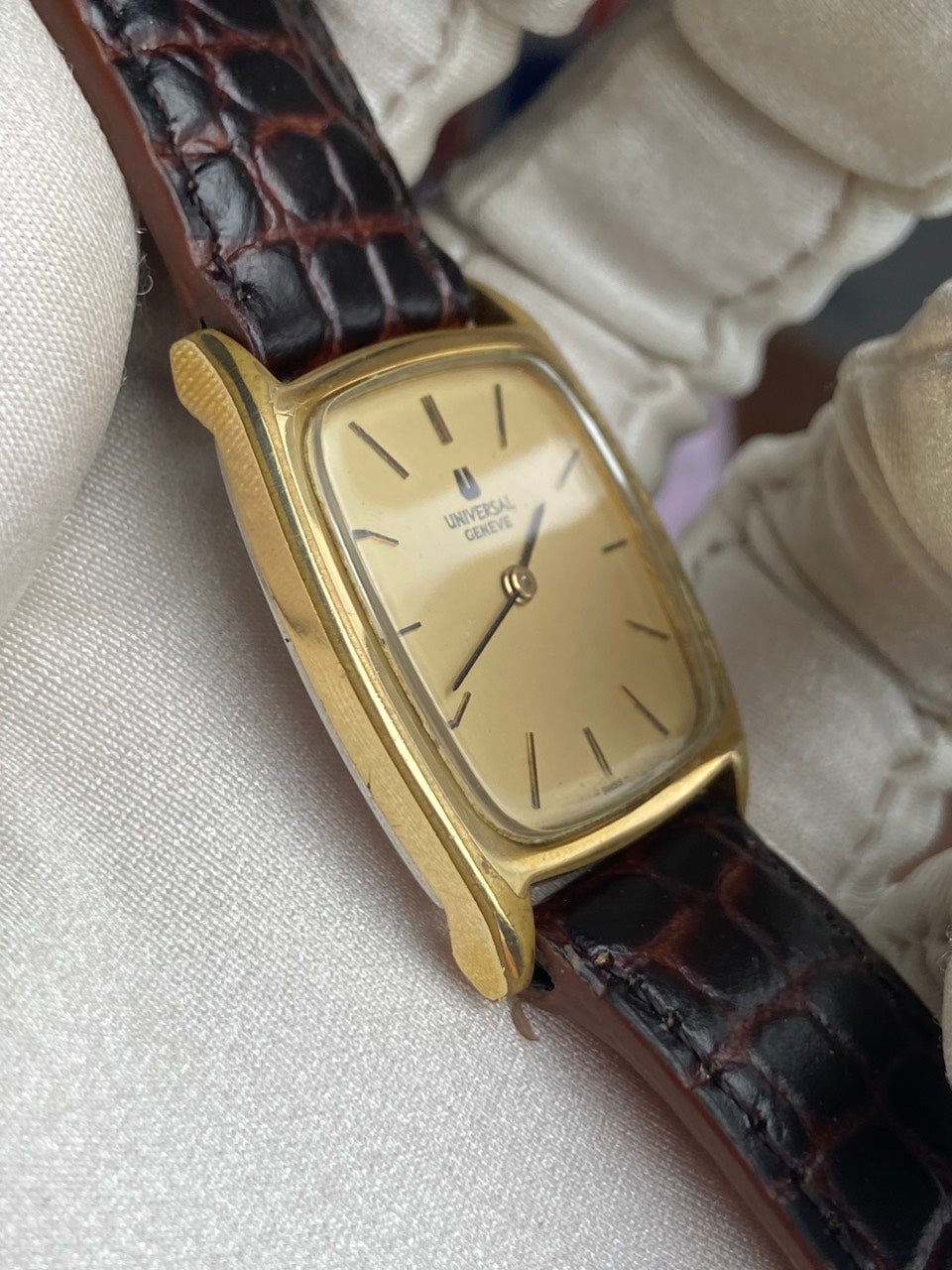 UNIVERSAL GENÈVE REF. 542114