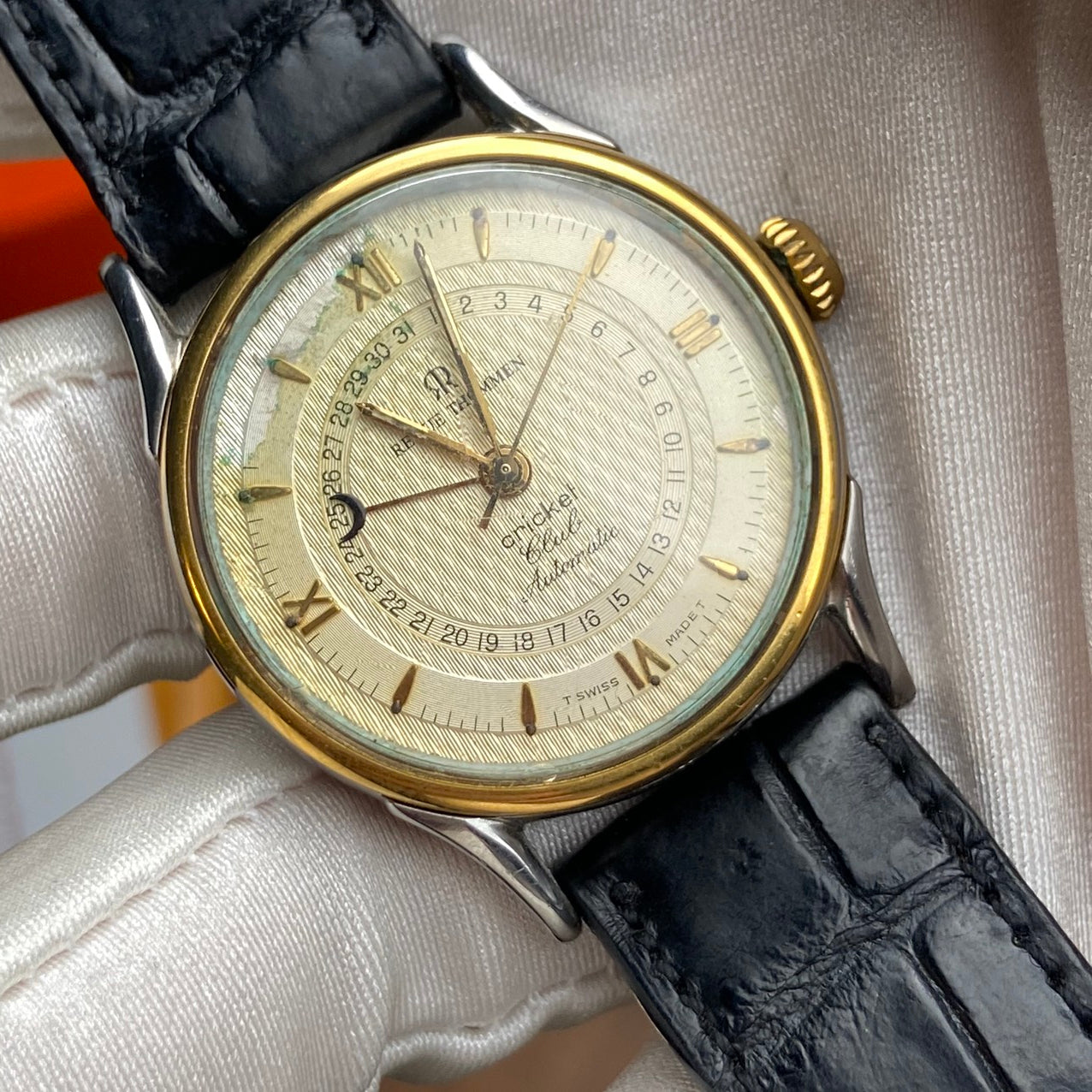 REVUE THOMMEN CRICKET CLUB AUTOMATIC REF. 6114011