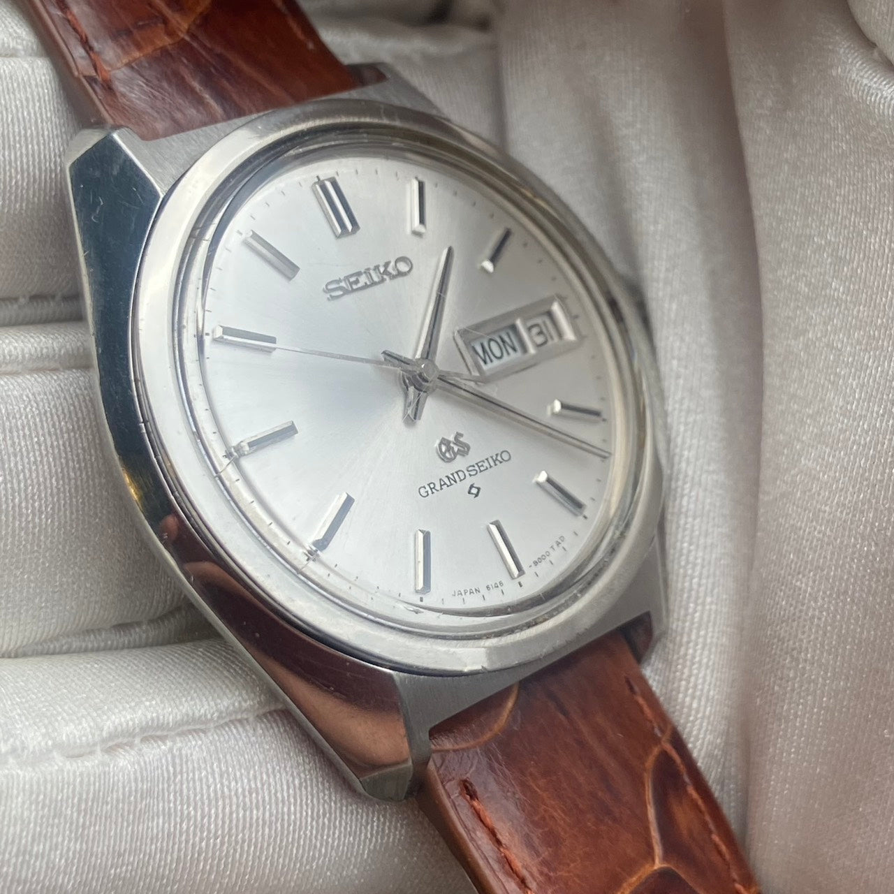GRAND SEIKO AUTOMATIC DAY DATE HI-BEAT 36000 REF. 6146-8000