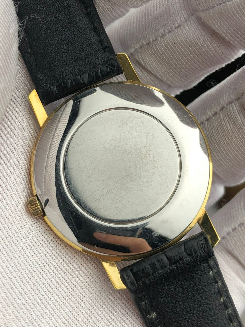 OMEGA GENÈVE BLACK GILTY DIAL REF. 111.0114