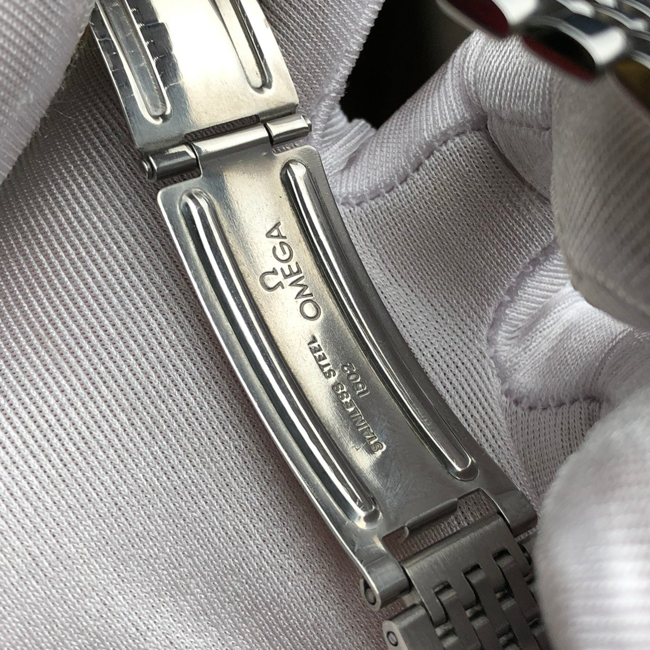 OMEGA SEAMASTER AUTOMATIC LINEN SILVER DIAL REF. 166.042