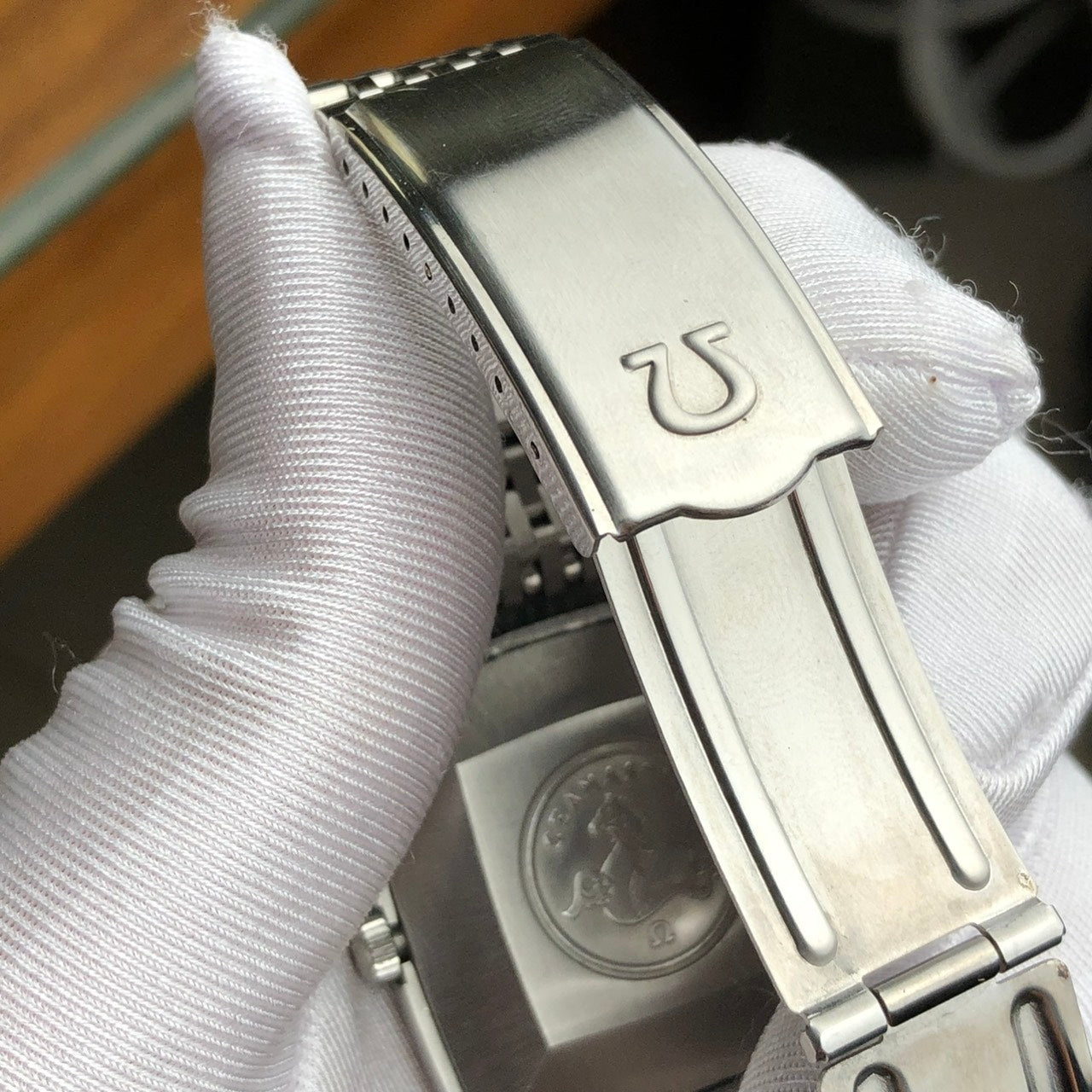 OMEGA SEAMASTER AUTOMATIC LINEN SILVER DIAL REF. 166.042