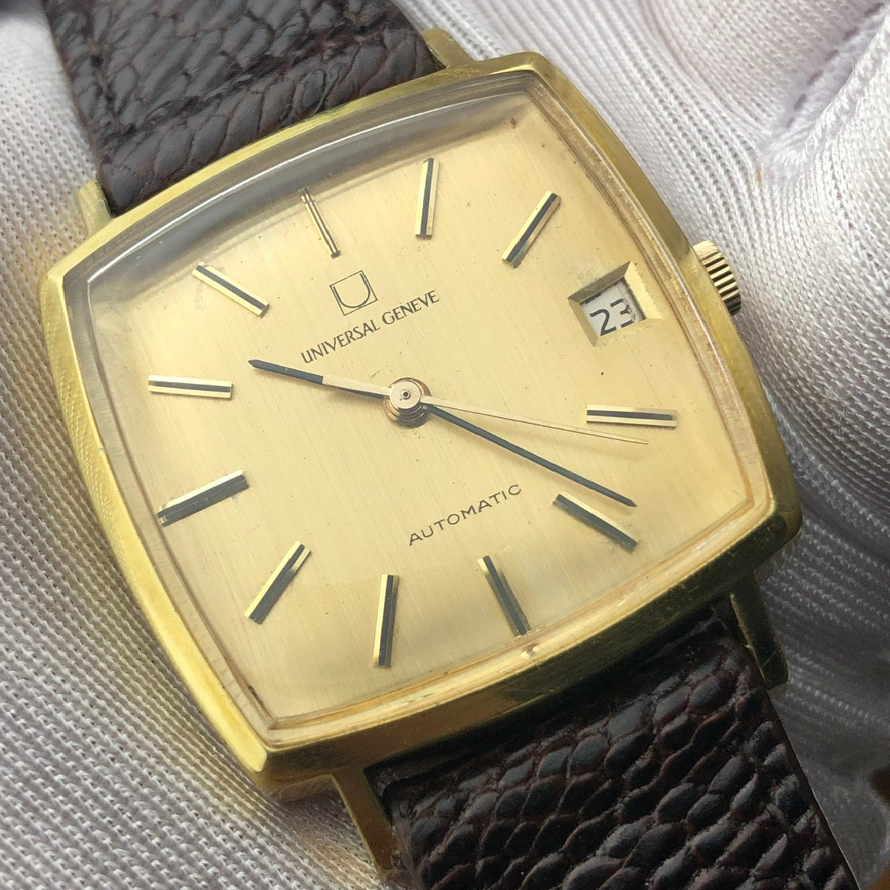 UNIVERSAL GENÈVE AUTOMATIC REF. 569117