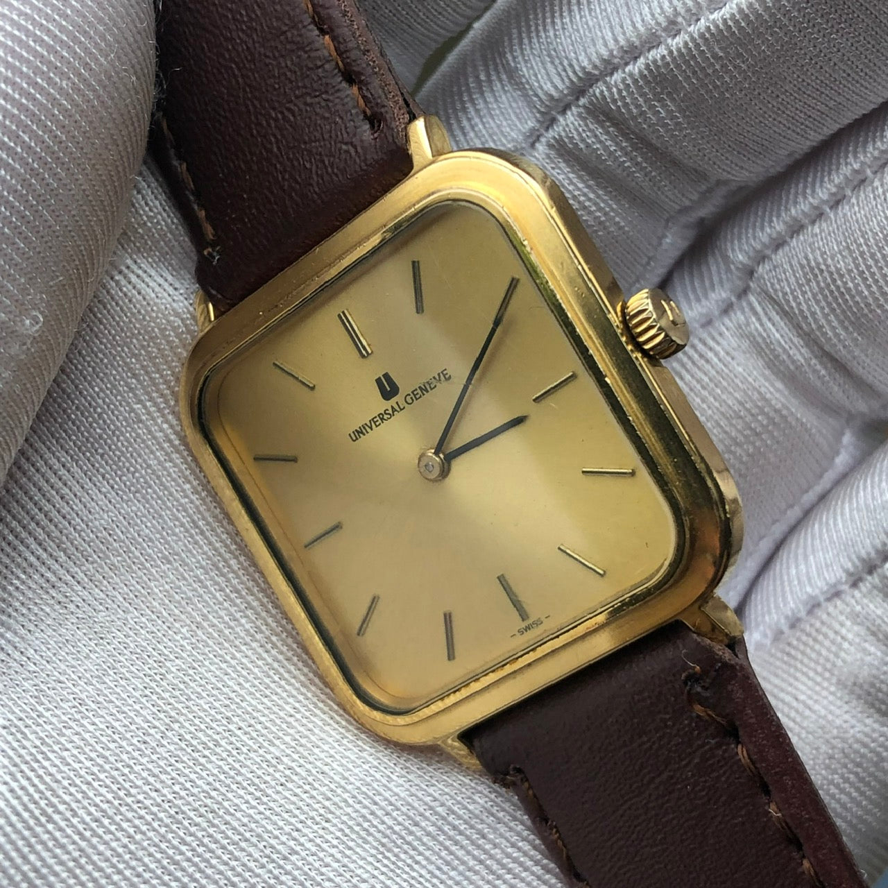 UNIVERSAL GENÈVE REF. 542203