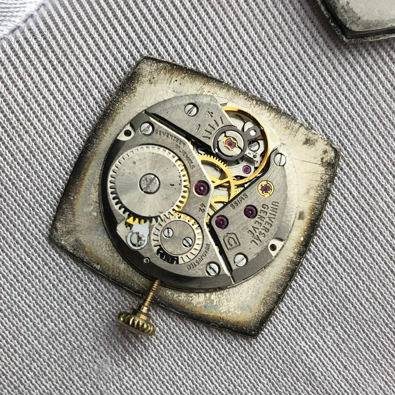 UNIVERSAL GENÈVE SPIDER WEB AMBER DIAL REF. 542114
