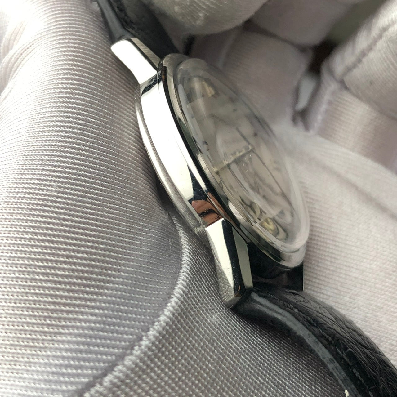 GIRARD PERREGAUX ALARM REF. 8999