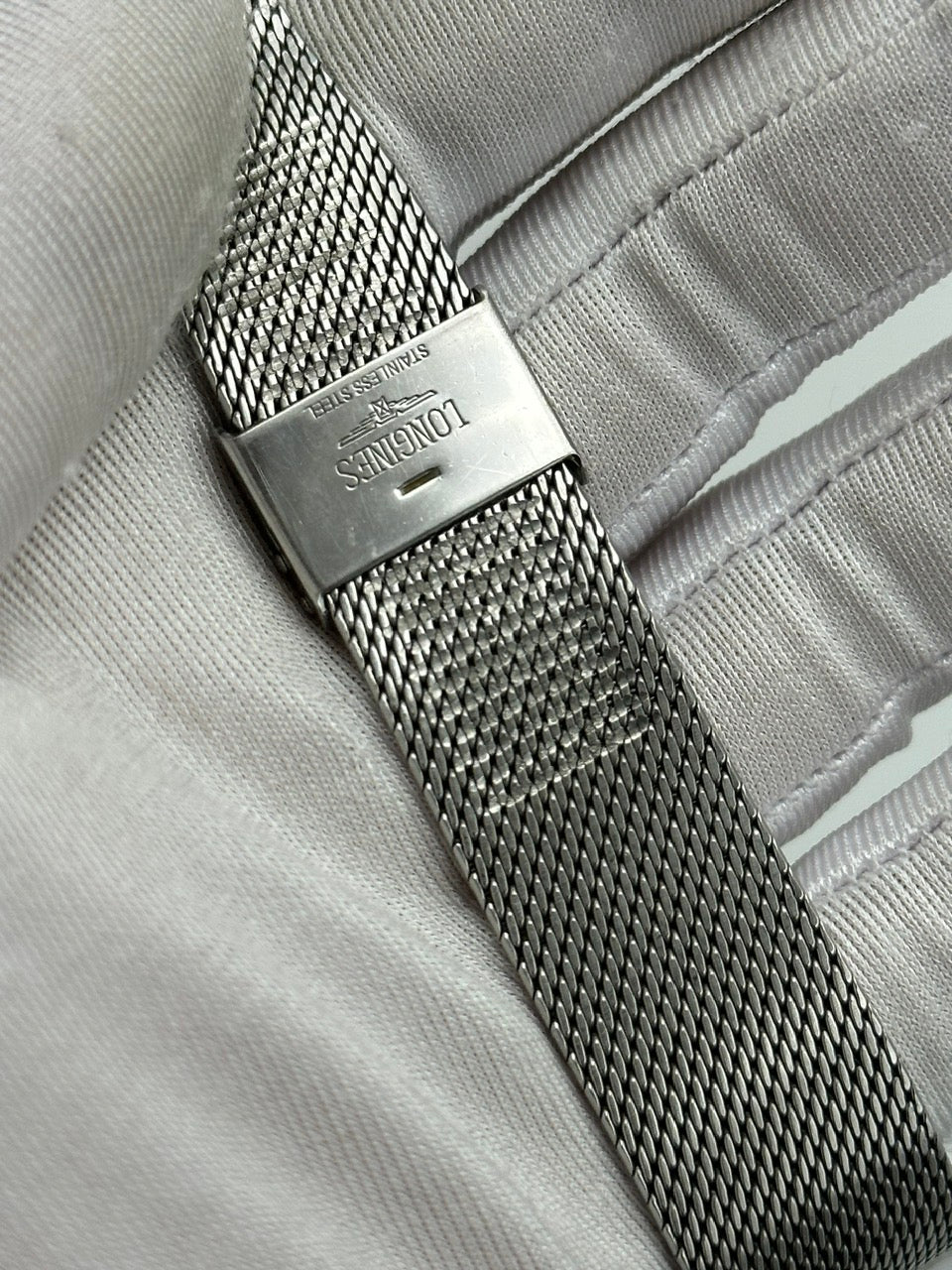 LONGINES AUTOMATIC SILVER LINEN DIAL REF. 4204-1