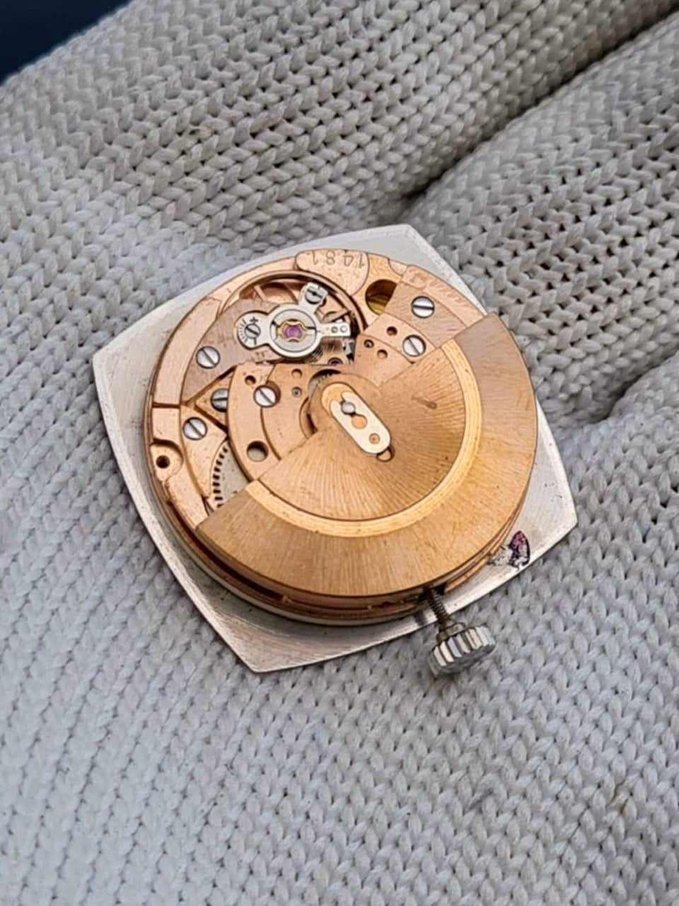 OMEGA GENÈVE AUTOMATIC DATE REF. 162.0042