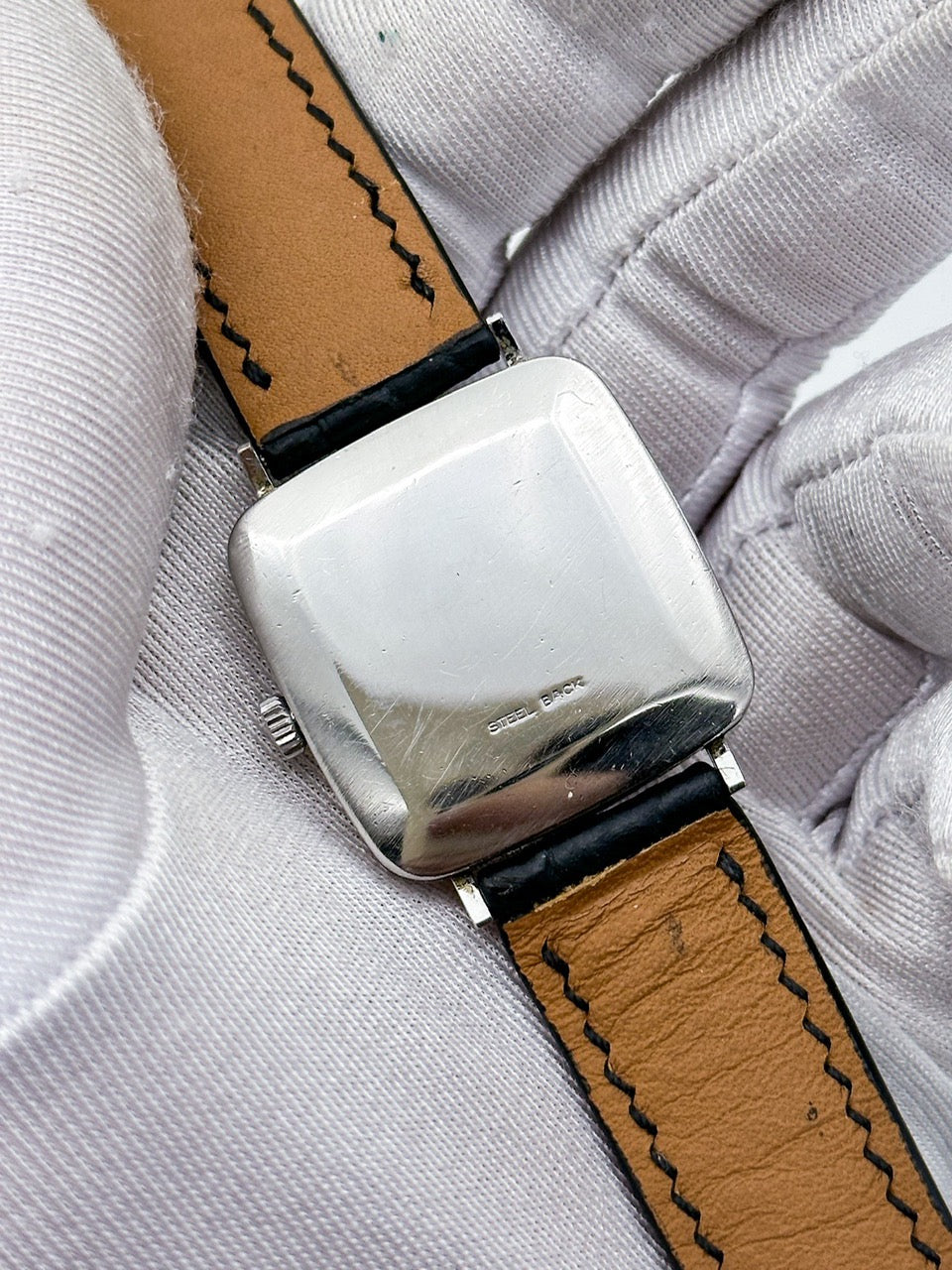 OMEGA GENÈVE REF. 511.415