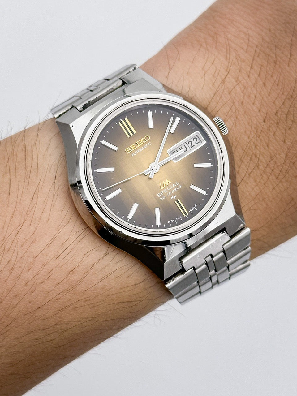 SEIKO LORD MATIC LM SPECIAL AUTOMATIC DAY-DATE REF. 5216-6040