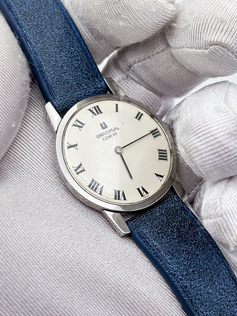 UNIVERSAL GENÈVE REF. 842101