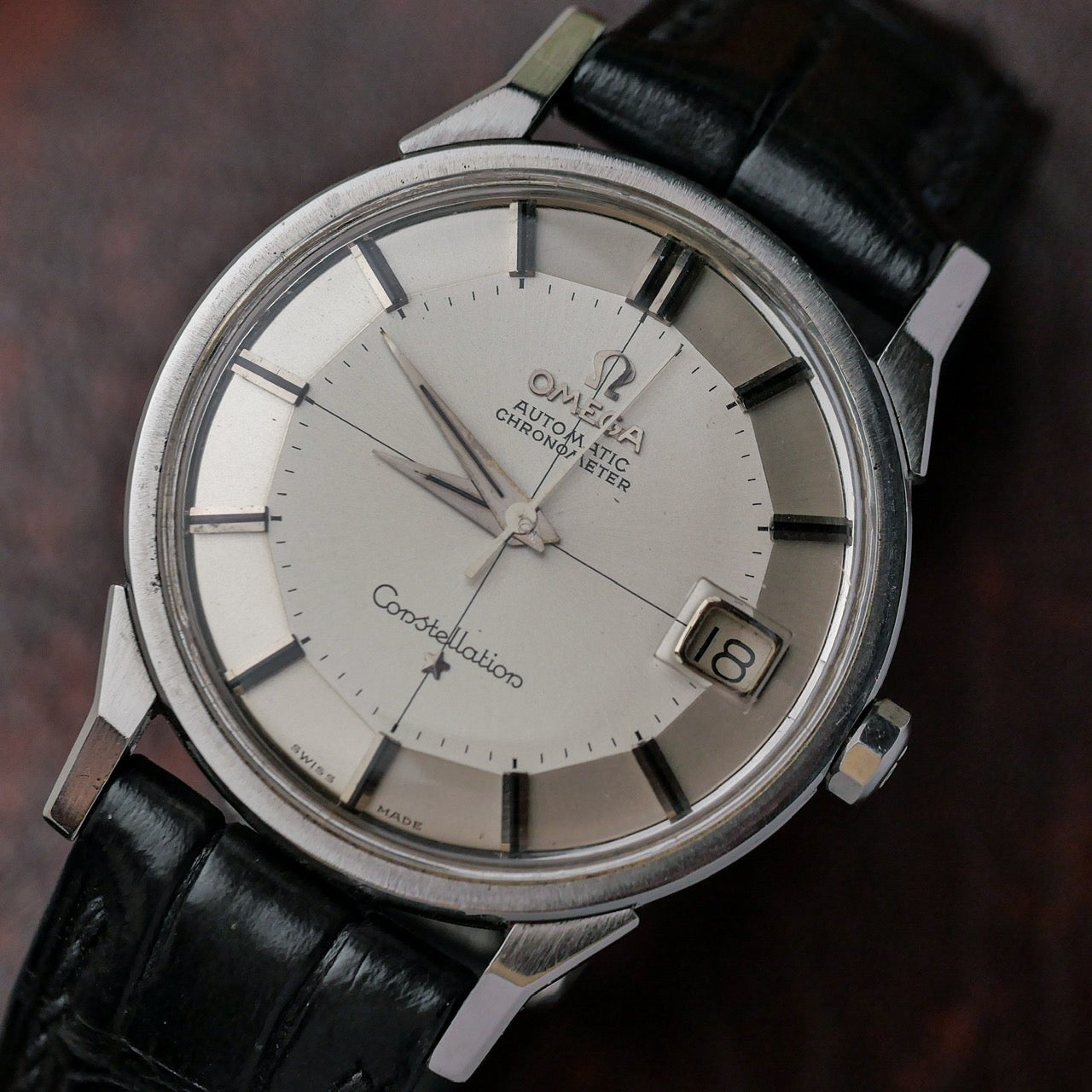 OMEGA CONSTELLATION "PIE PAN" CHRONOMETER AUTOMATIC CROSSHAIR DIAL REF. 14902