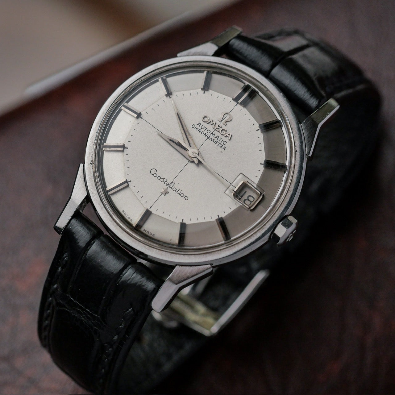 OMEGA CONSTELLATION "PIE PAN" CHRONOMETER AUTOMATIC CROSSHAIR DIAL REF. 14902