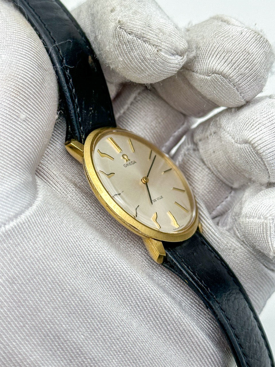 OMEGA DE VILLE REF. 111.077