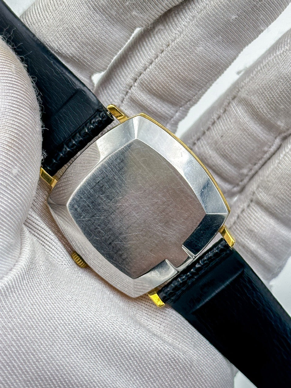 OMEGA GENÈVE AUTOMATIC DATE REF. 162.0042