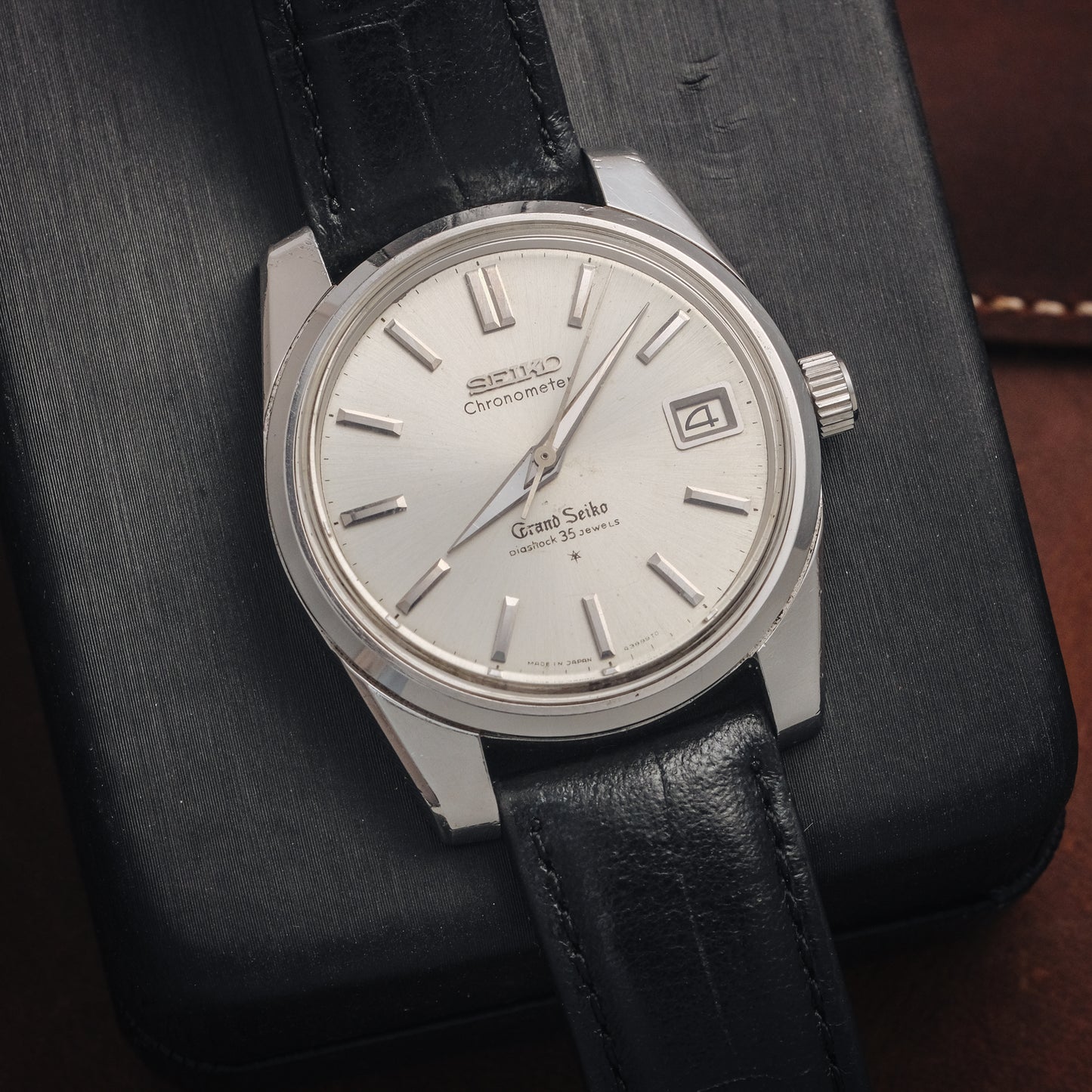 GRAND SEIKO CHRONOMETER DIASHOCK 35 JEWELS REF. 43999
