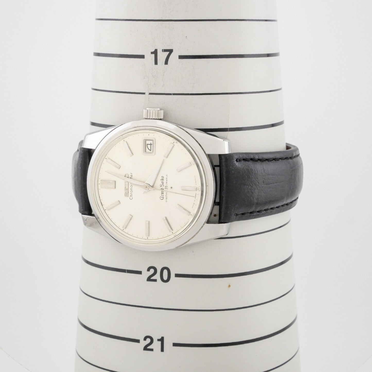 GRAND SEIKO CHRONOMETER DIASHOCK 35 JEWELS REF. 43999