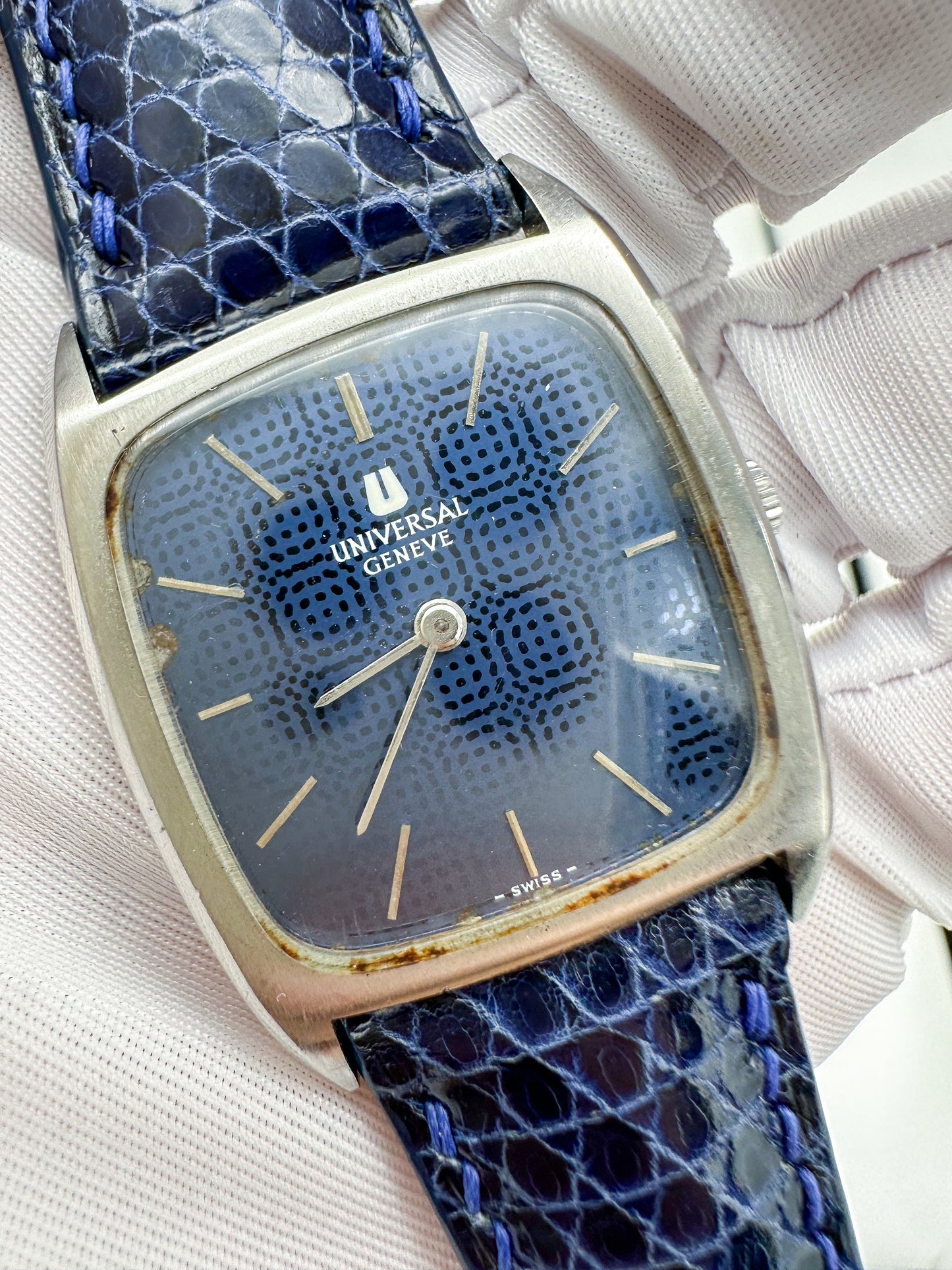 UNIVERSAL GENÈVE REF. 842114