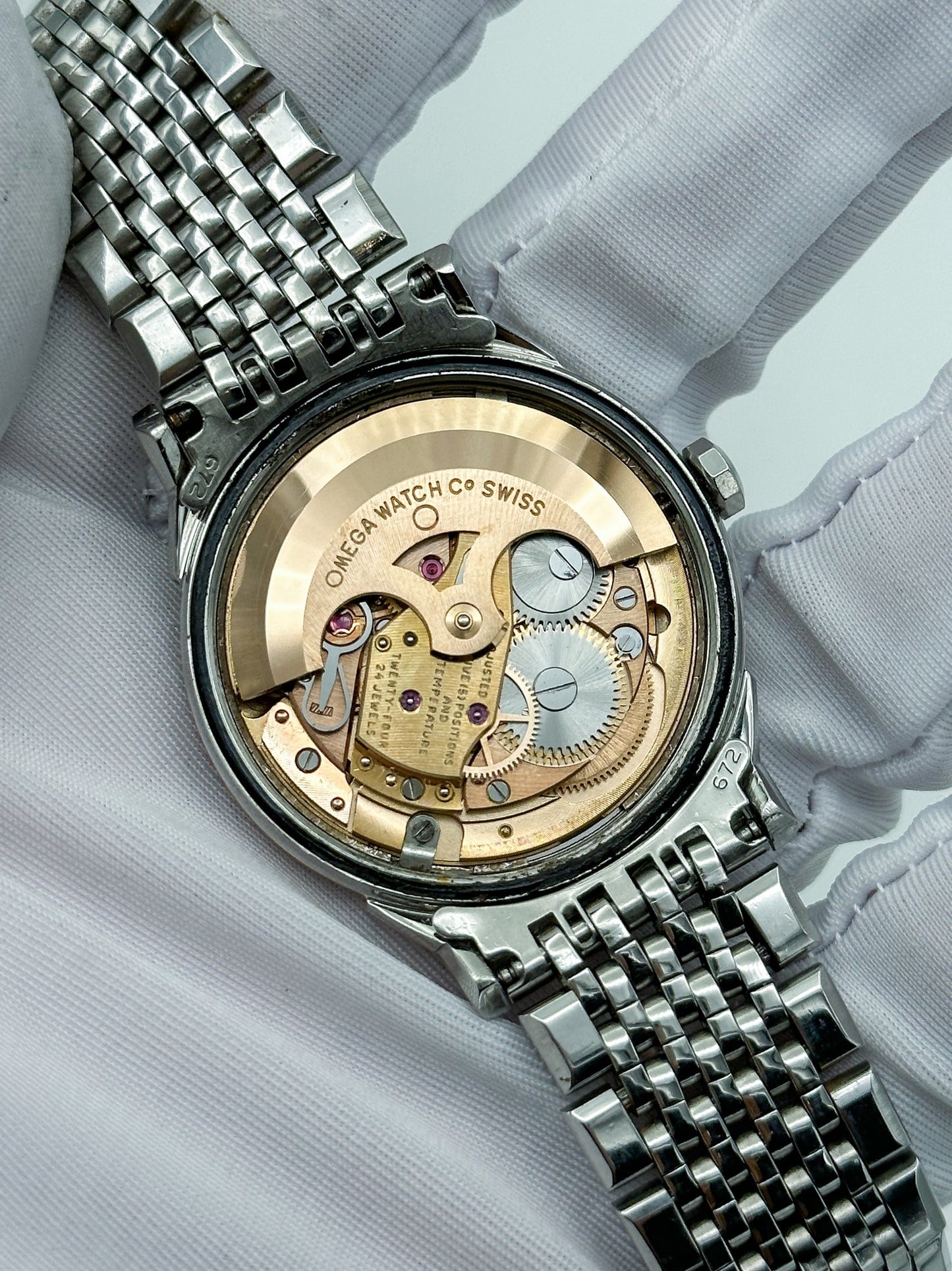 OMEGA CONSTELLATION "PIE PAN" CHRONOMETER AUTOMATIC REF. 168.005
