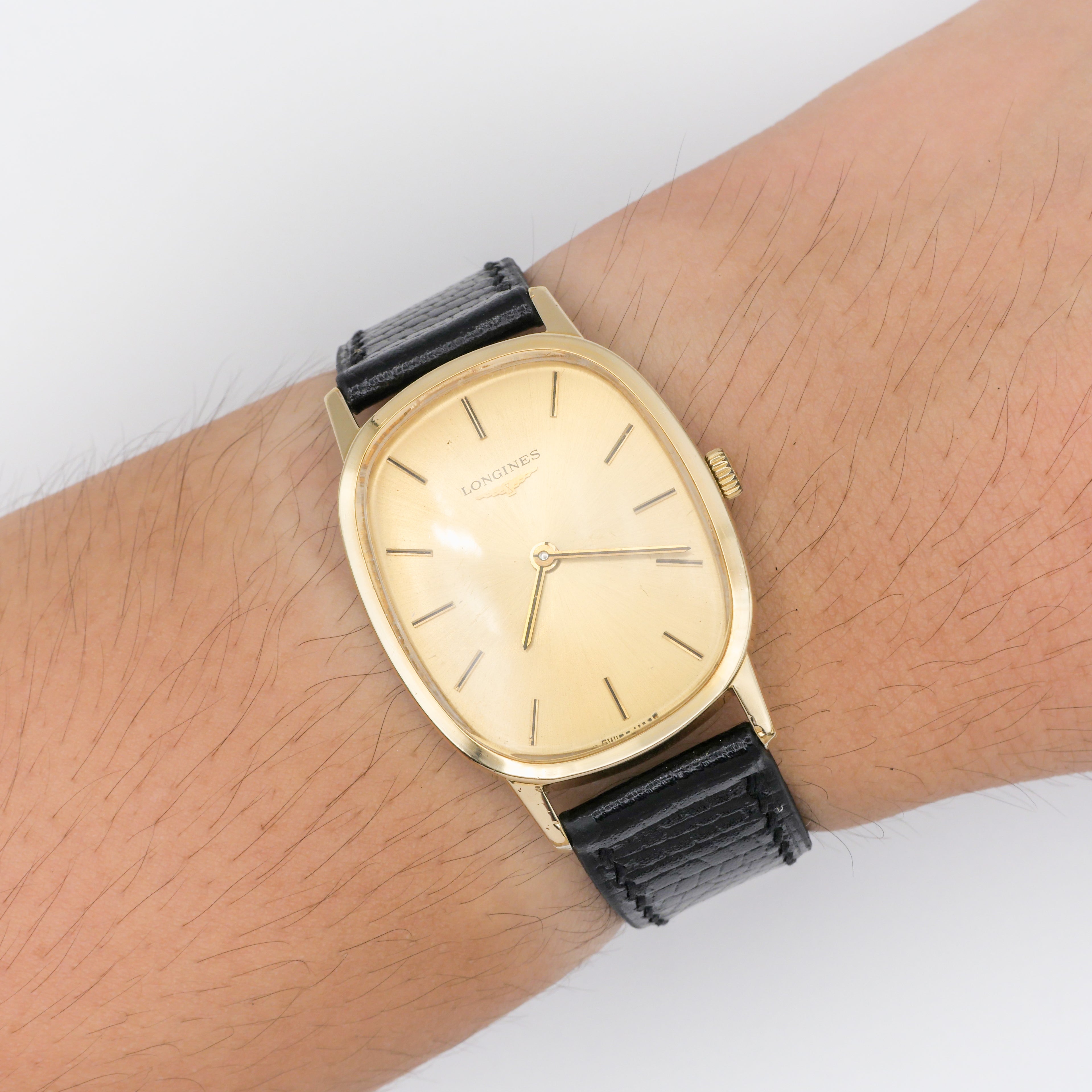 LONGINES REF. 1067-2 – Zeit Vintage Watch