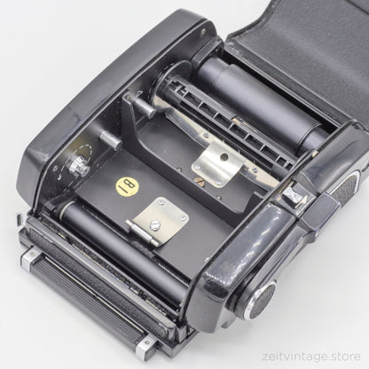 MAMIYA RB67 6x7 PRO + SEKOR 90MM F3.8 + 2 220 FILM MAGAZINE
