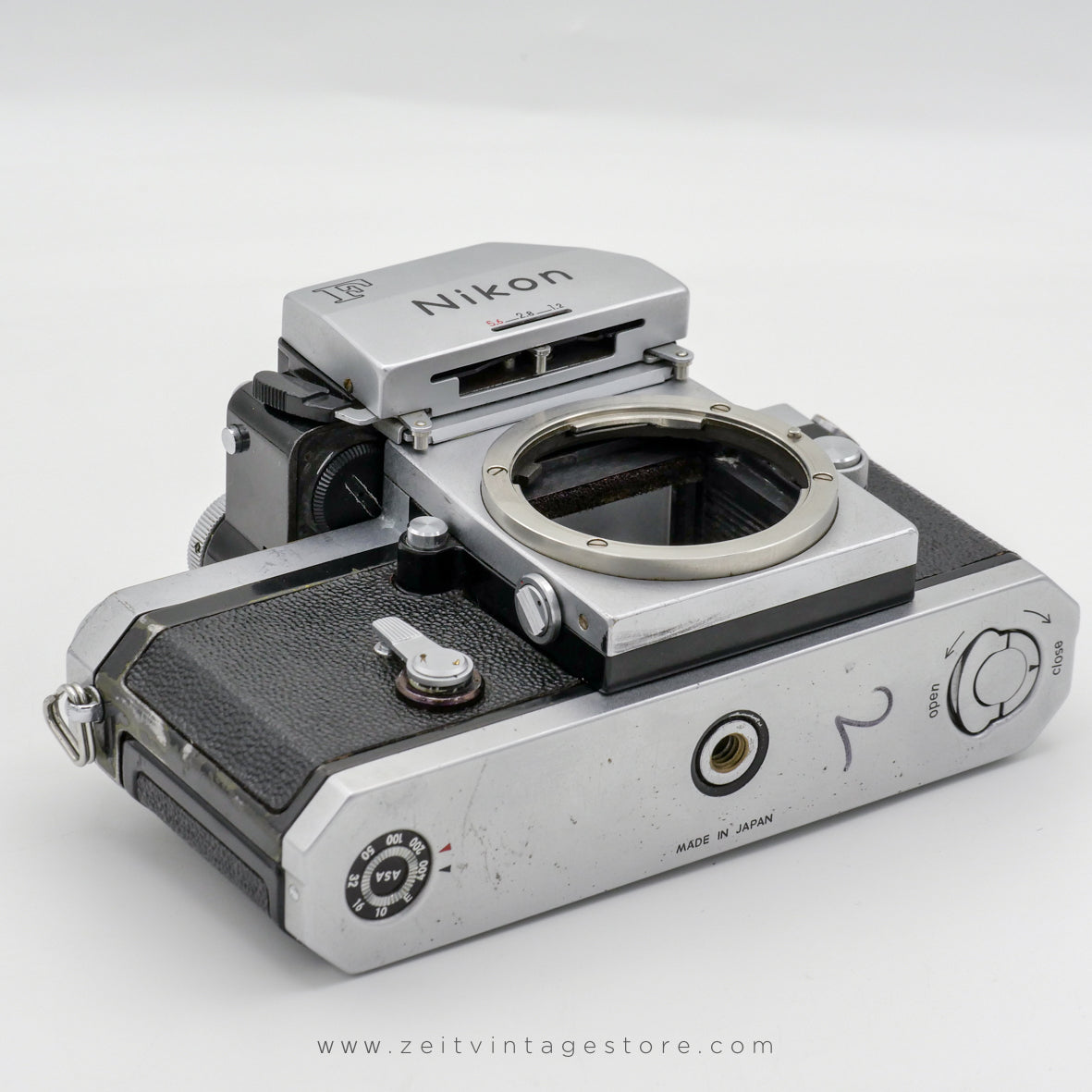 NIKON F + FTN PHOTOMIC FINDER
