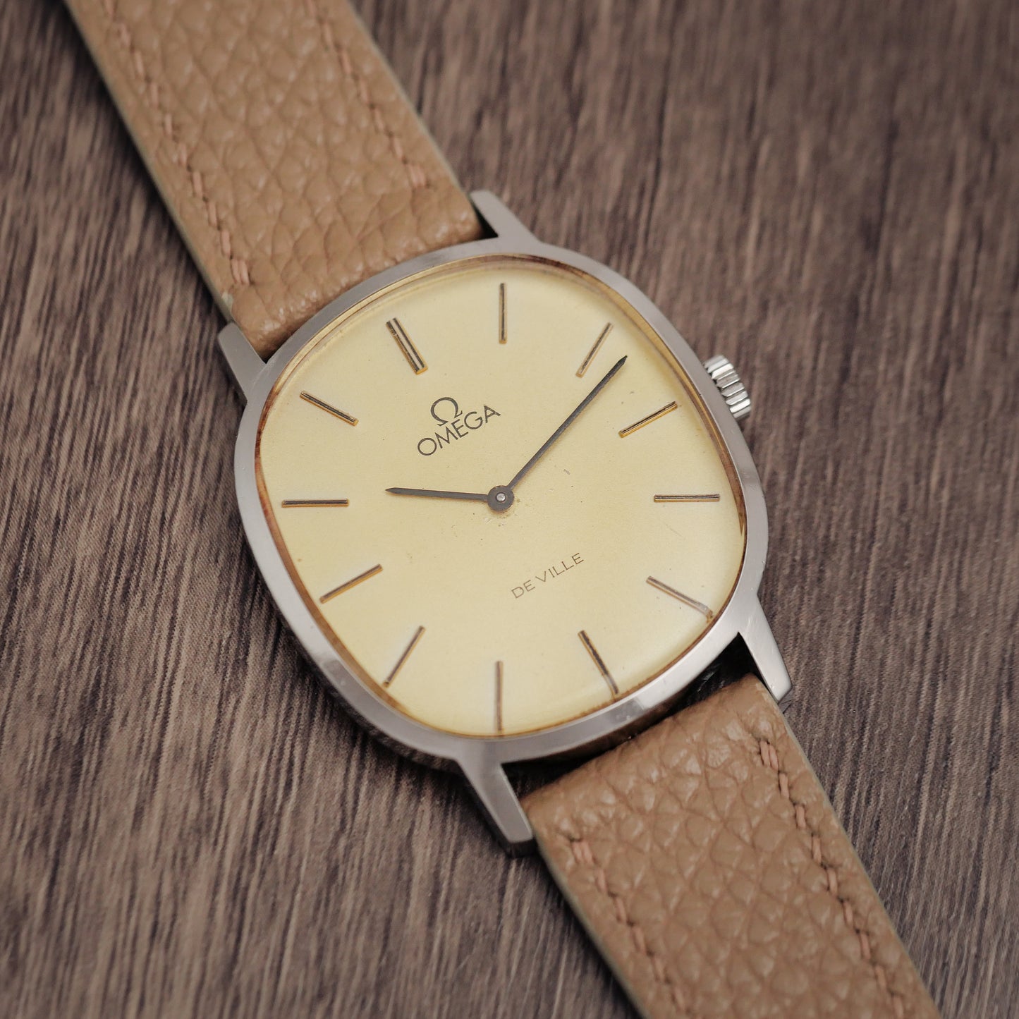 OMEGA DE VILLE REF. 111.0148