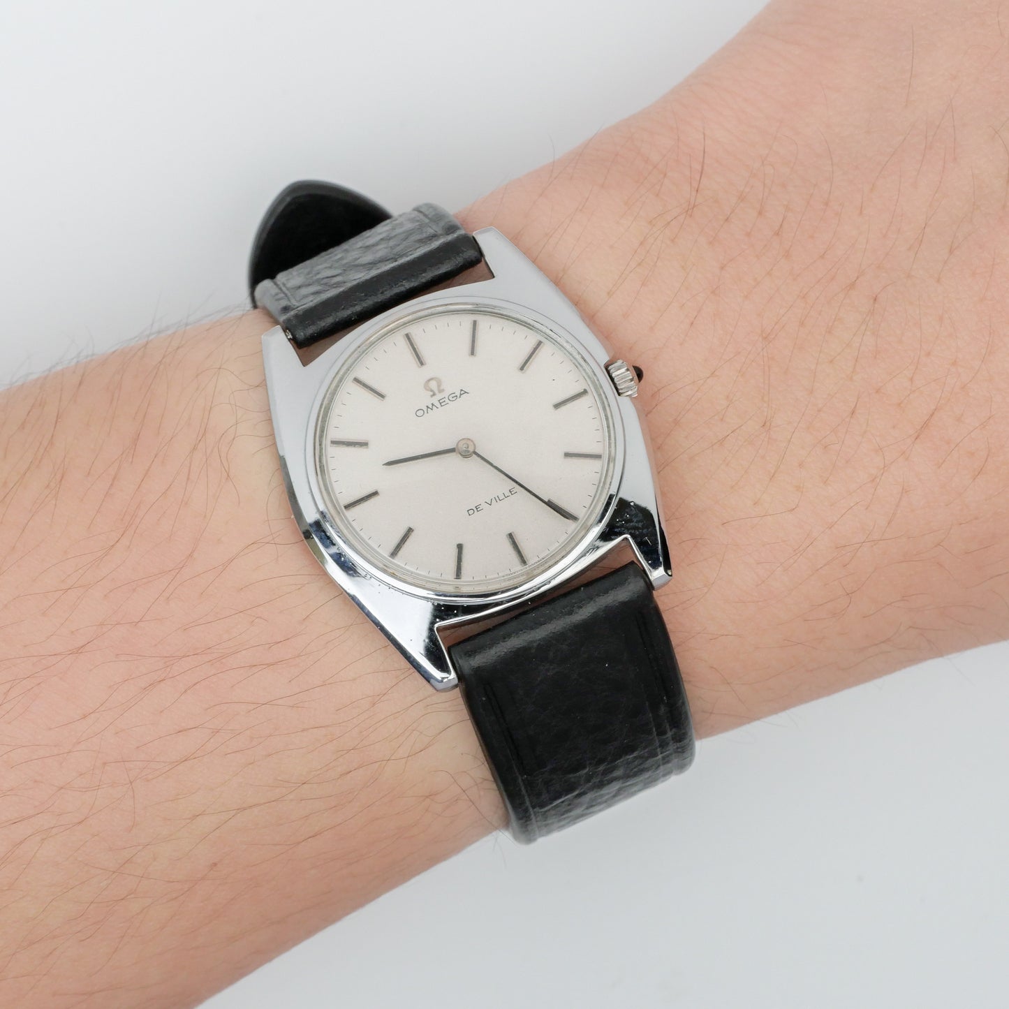 OMEGA DE VILLE REF. 111.098