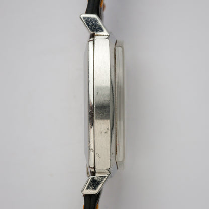 OMEGA GENÈVE REF. 132.0052