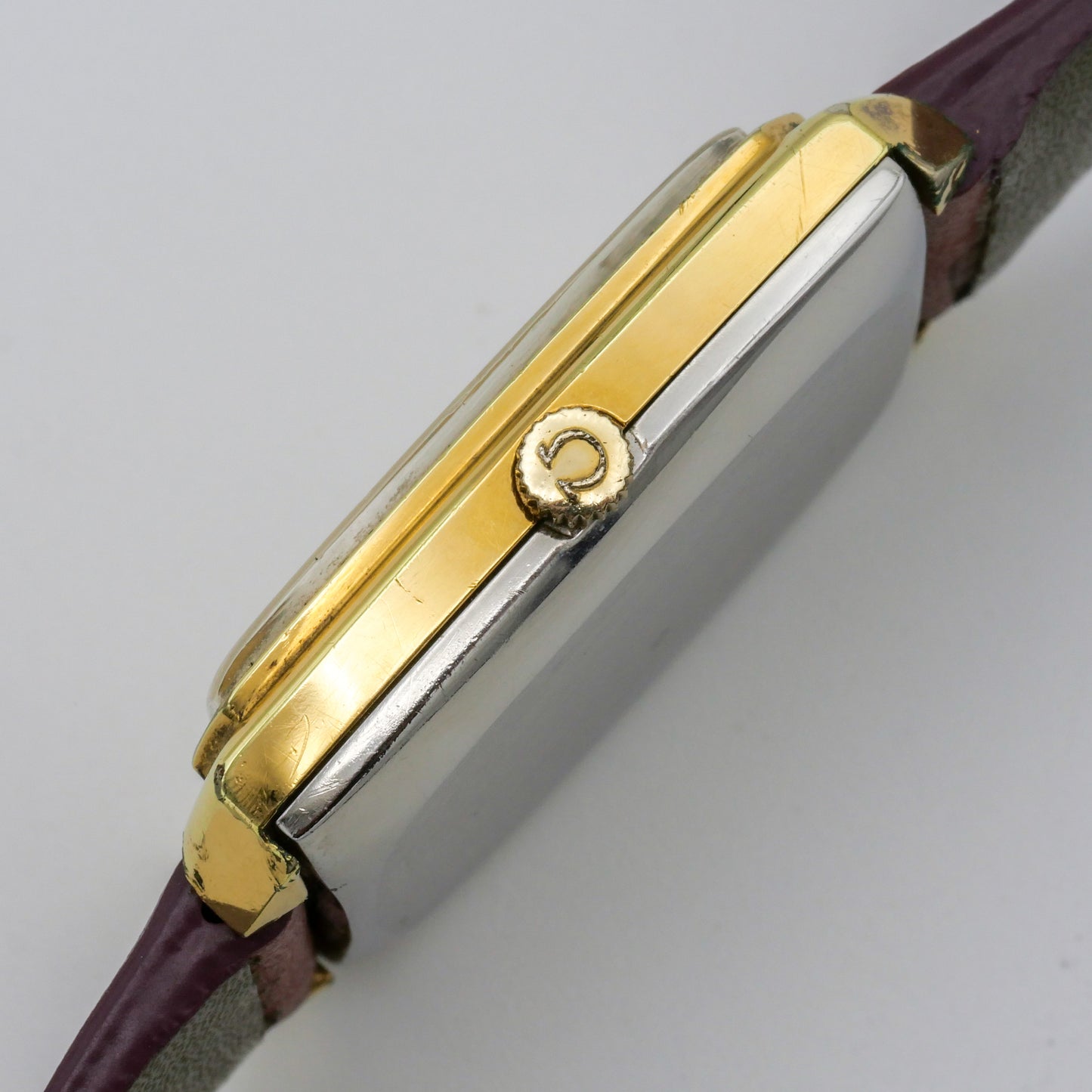 OMEGA DE VILLE AUTOMATIC TWO-TONE GOLD DIAL REF. 162.048