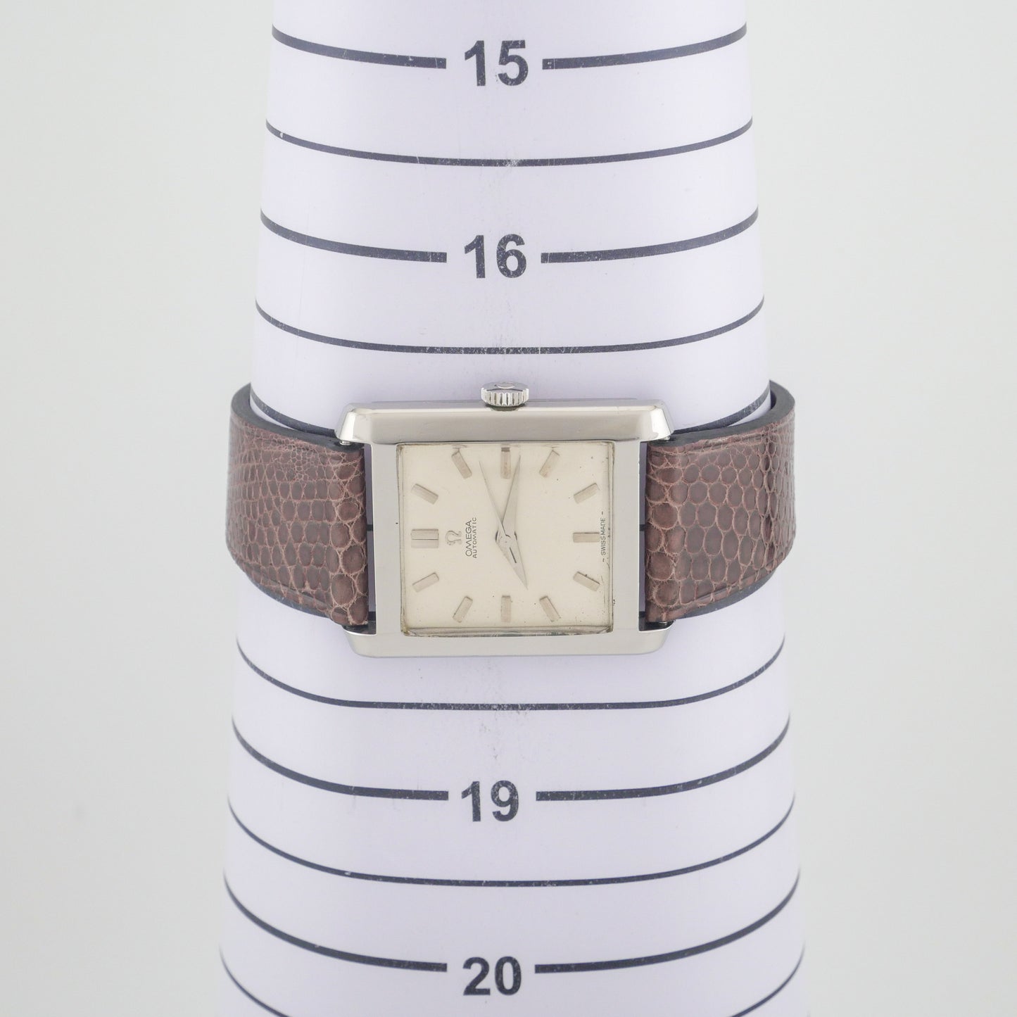OMEGA CLASSIC AUTOMATIC REF. 3999-SC-61