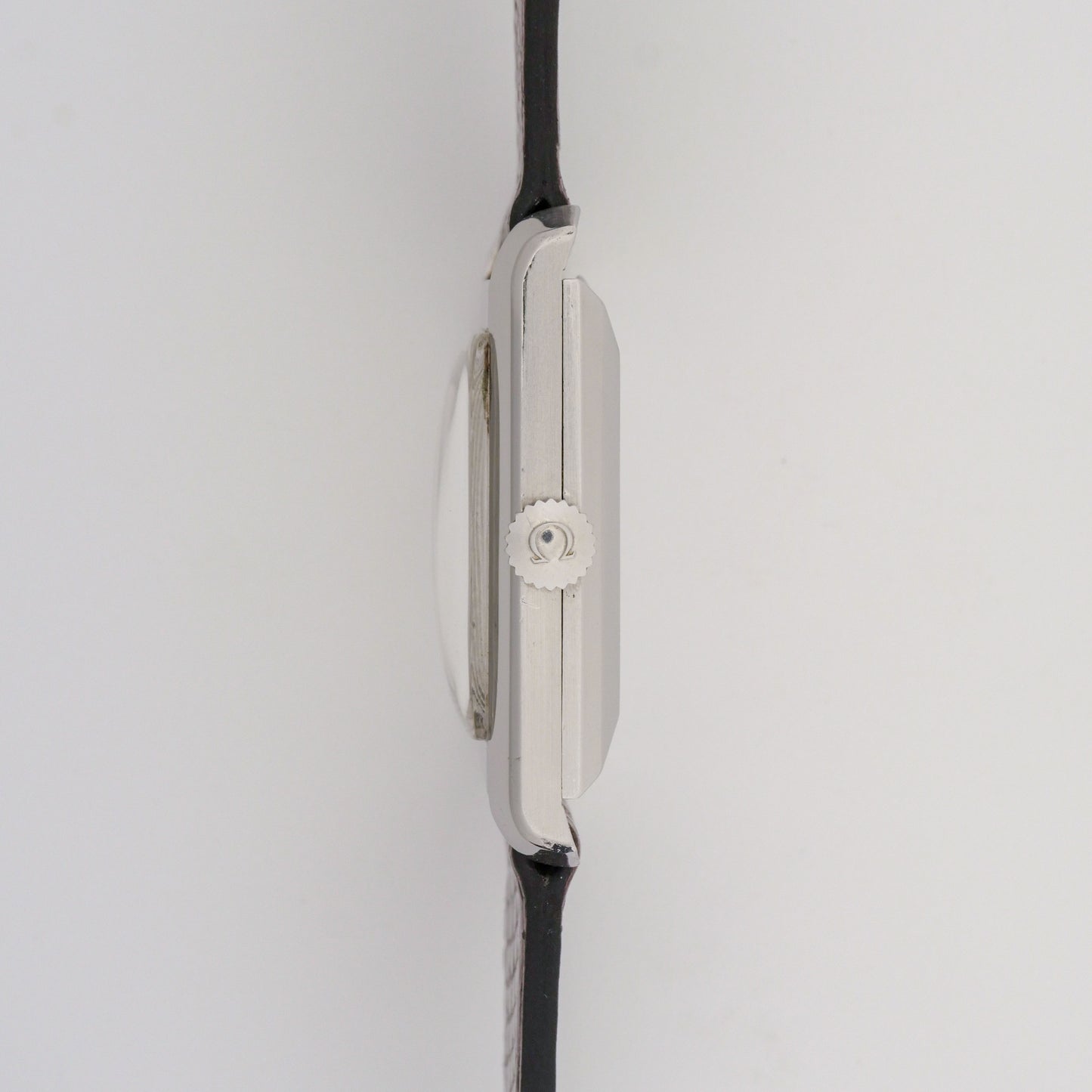 OMEGA CLASSIC AUTOMATIC REF. 3999-SC-61