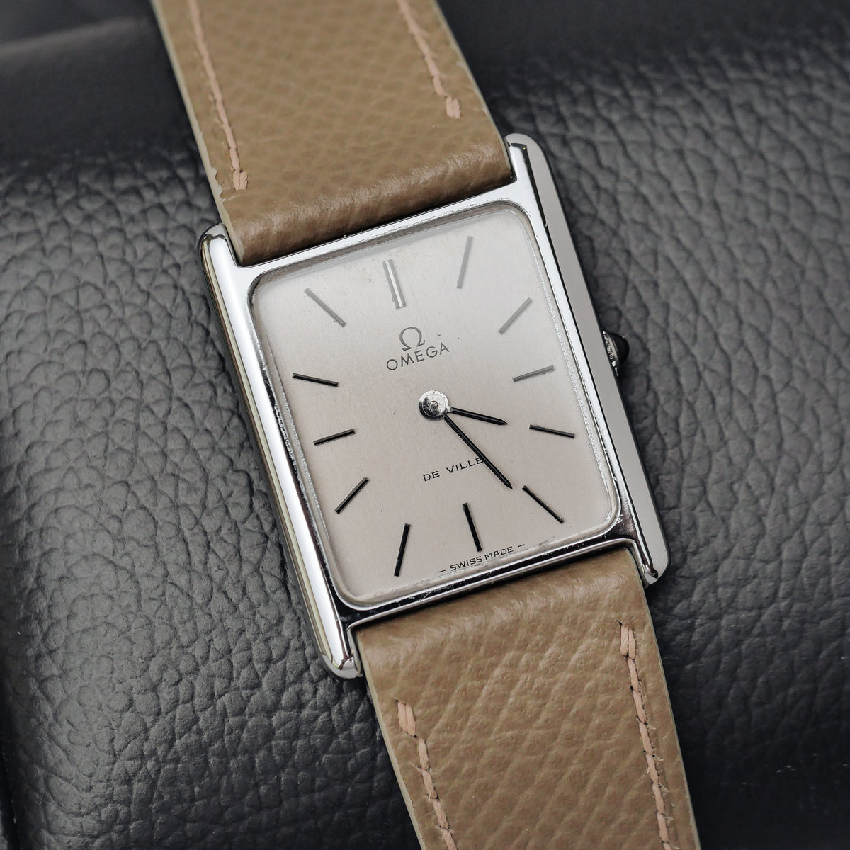 OMEGA DE VILLE REF. 511.0404 – Zeit Vintage Watch