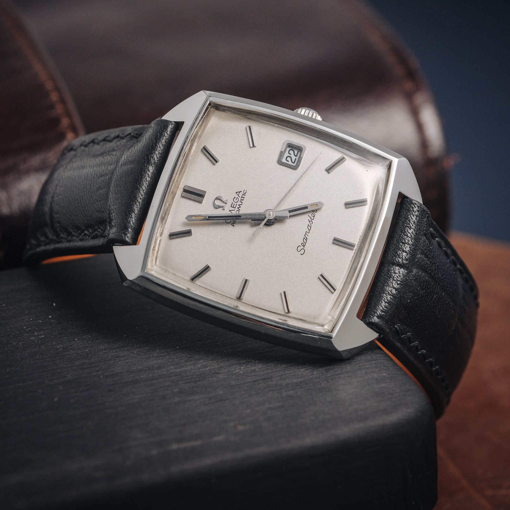 VINTAGE WATCHES – Zeit Vintage Watch