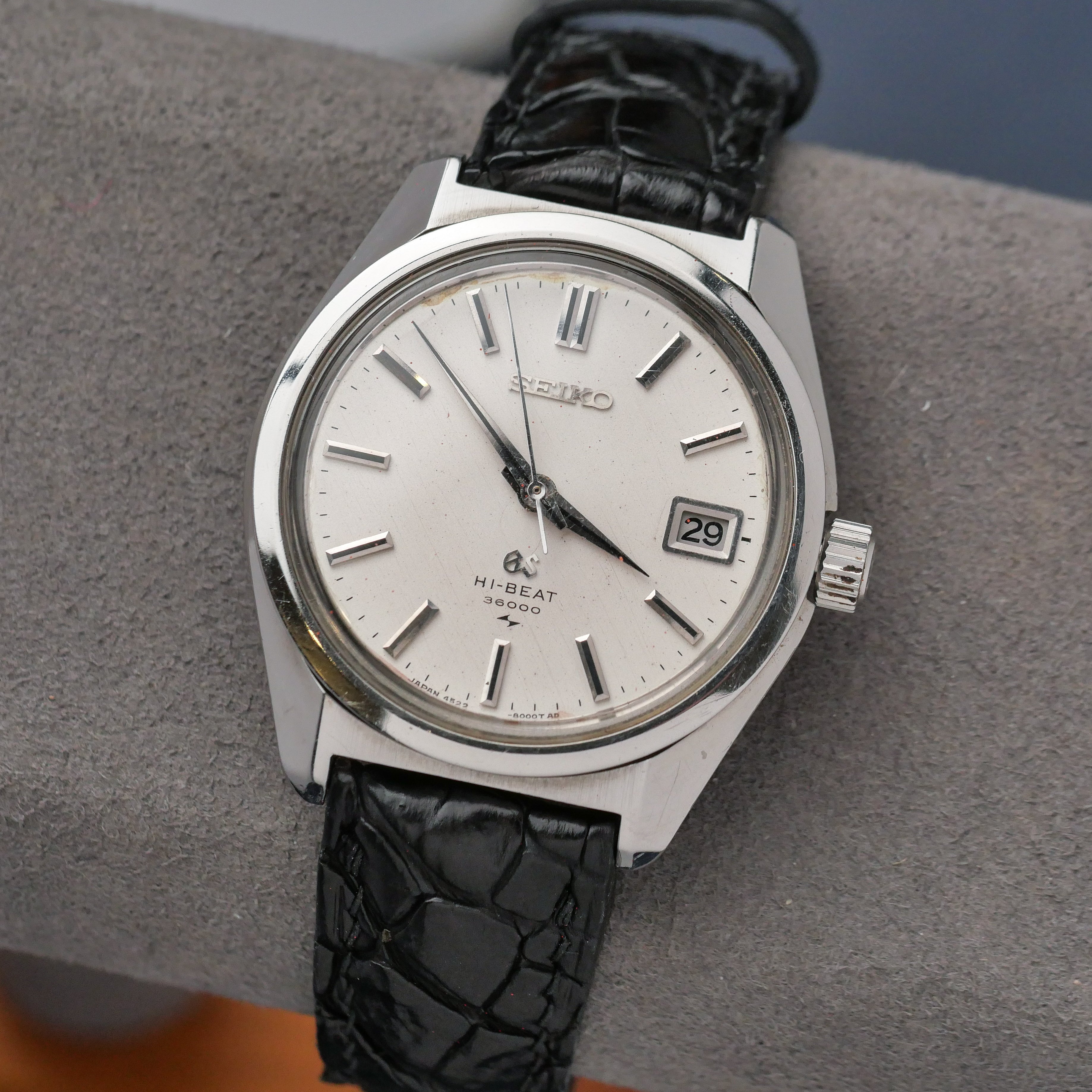 GRAND SEIKO GS HI-BEAT 36000 REF. 4522-8000 – Zeit Vintage Watch