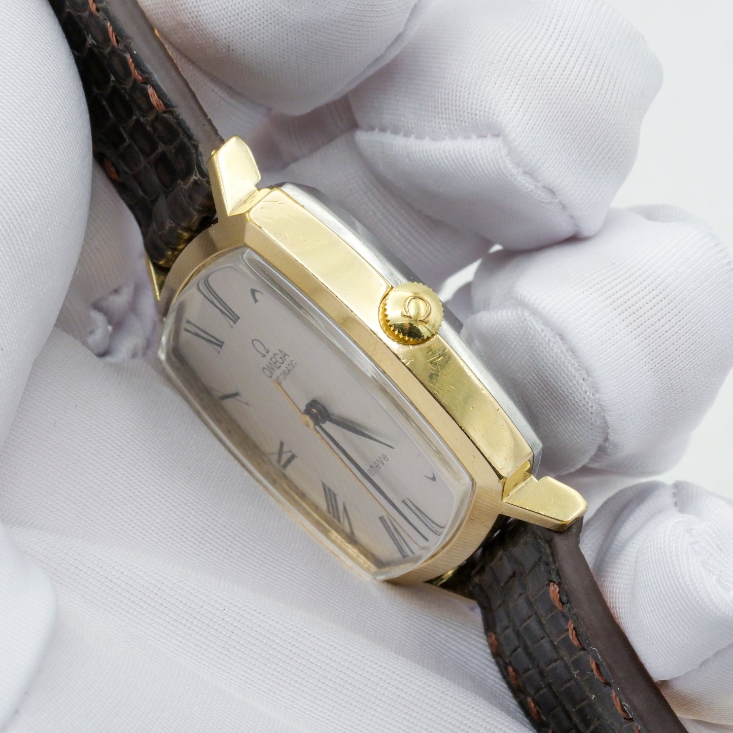 OMEGA GENÈVE AUTOMATIC REF. 162.0052