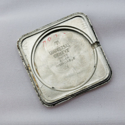 UNIVERSAL GENÈVE REF. 842676