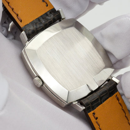 OMEGA GENÈVE REF. 132.0052