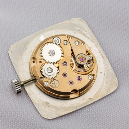OMEGA GENÈVE REF. 511.415