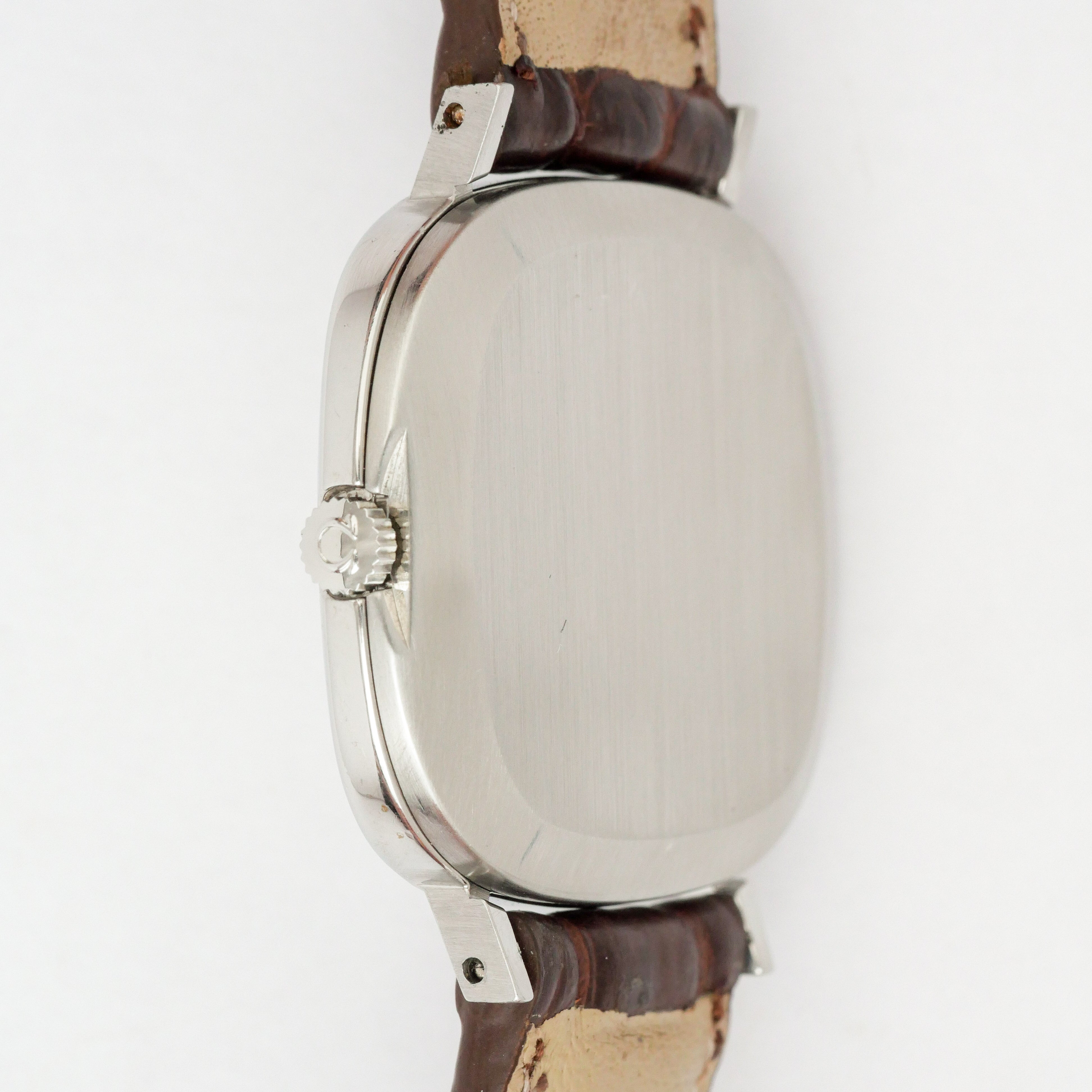 OMEGA DE VILLE 