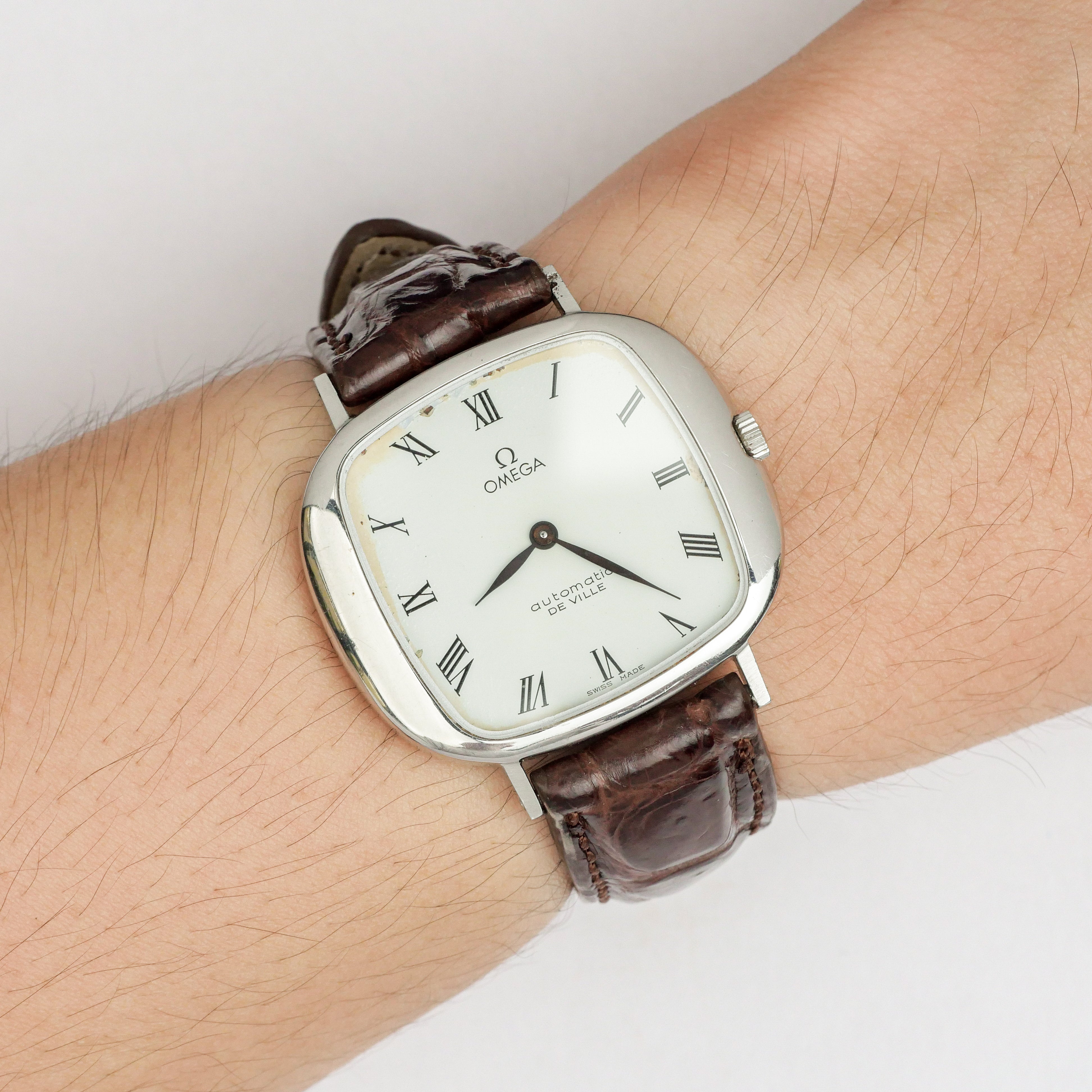 OMEGA DE VILLE 