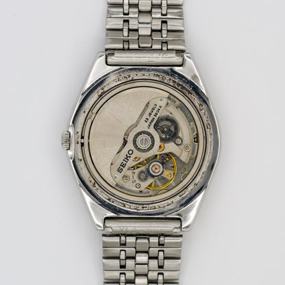 SEIKO LORD MATIC LM 23 JEWELS AUTOMATIC DAY-DATE FACETED CRYSTAL REF. 5606-7310
