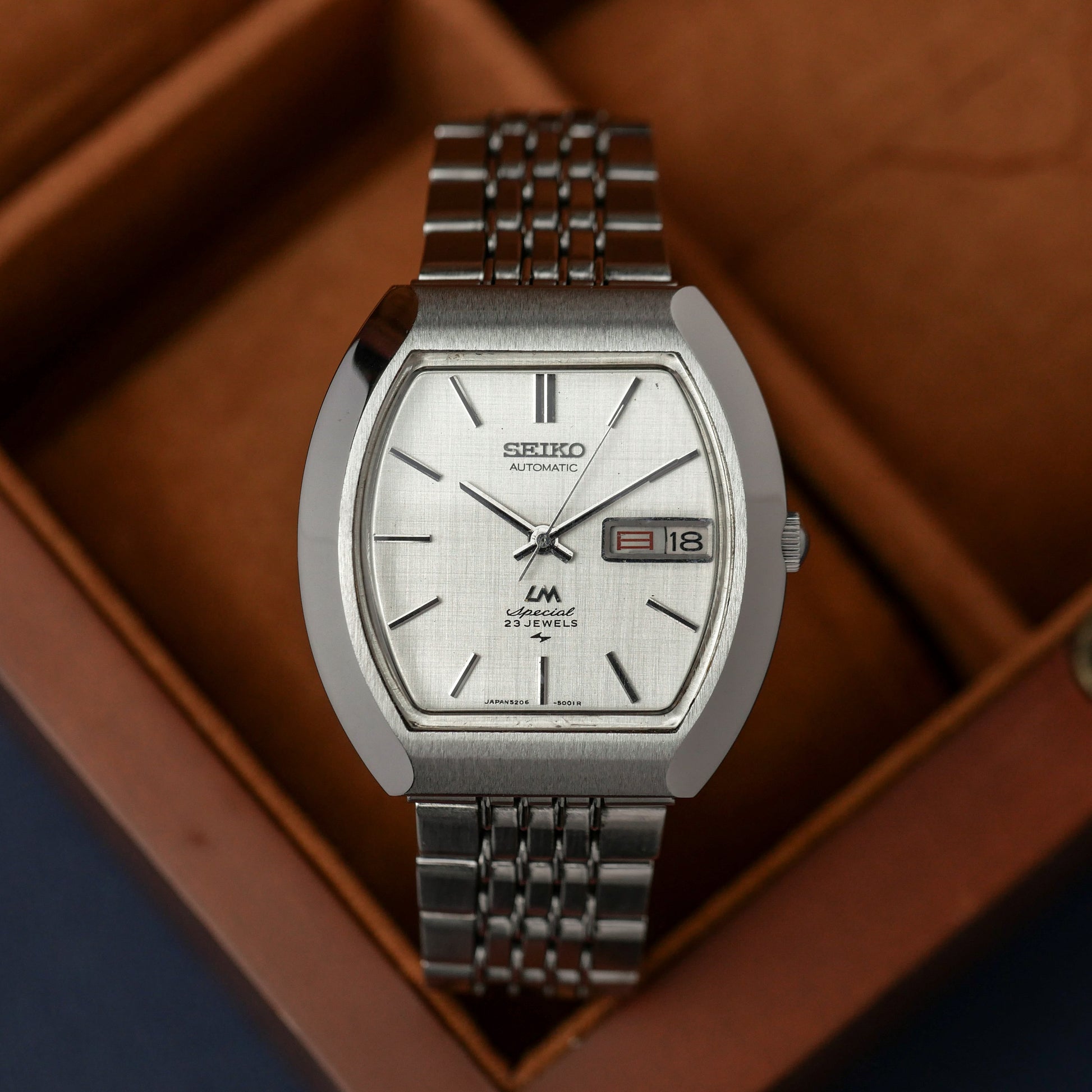 SEIKO LORD MATIC LM SPECIAL 23 JEWELS AUTOMATIC DAY-DATE LINEN