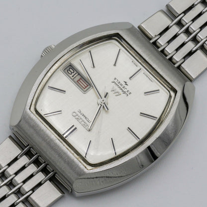 SEIKO LORD MATIC LM SPECIAL 23 JEWELS AUTOMATIC DAY-DATE LINEN DIAL REF. 5206-5001