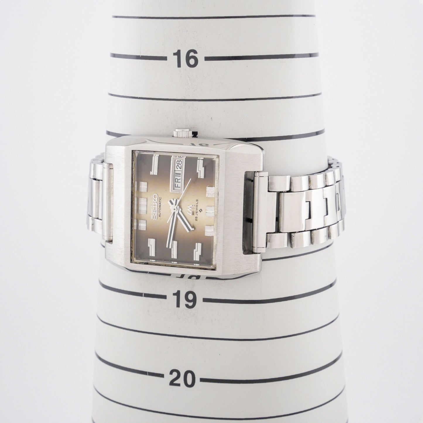 SEIKO LORD MATIC LM 25 JEWELS AUTOMATIC REF. 5606-5080
