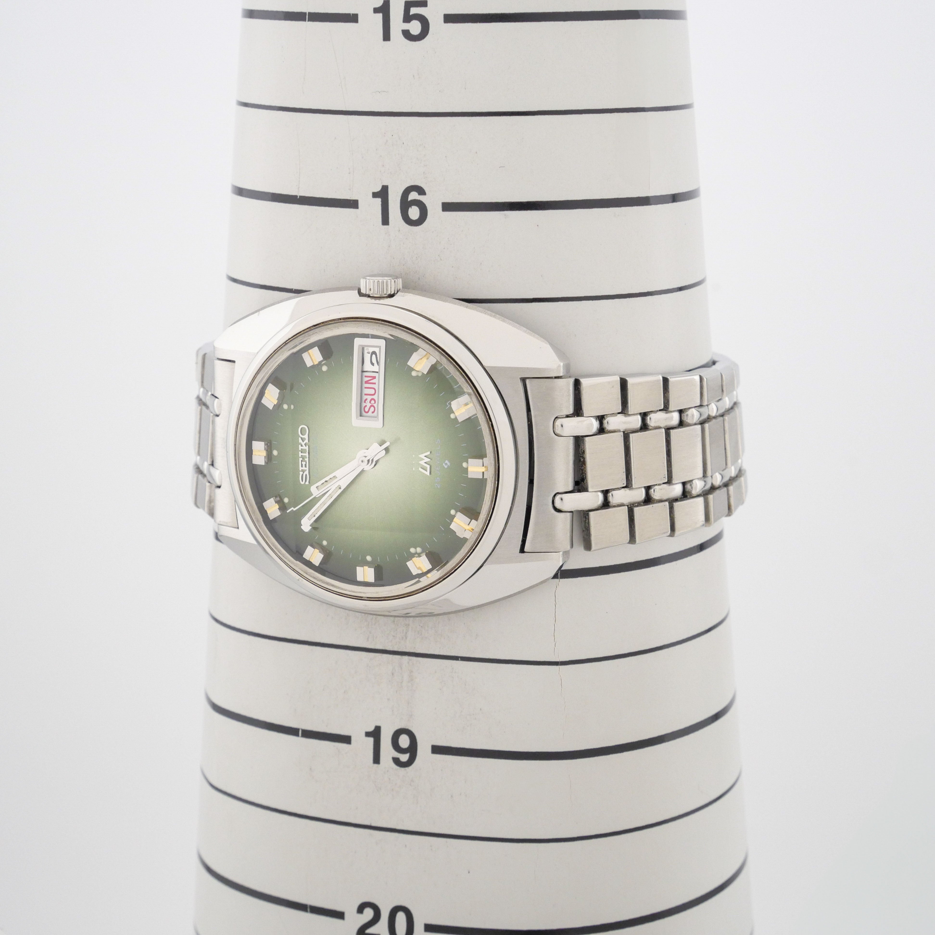 SEIKO LORD MATIC LM 25 JEWELS AUTOMATIC REF. 5606-7231 – Zeit